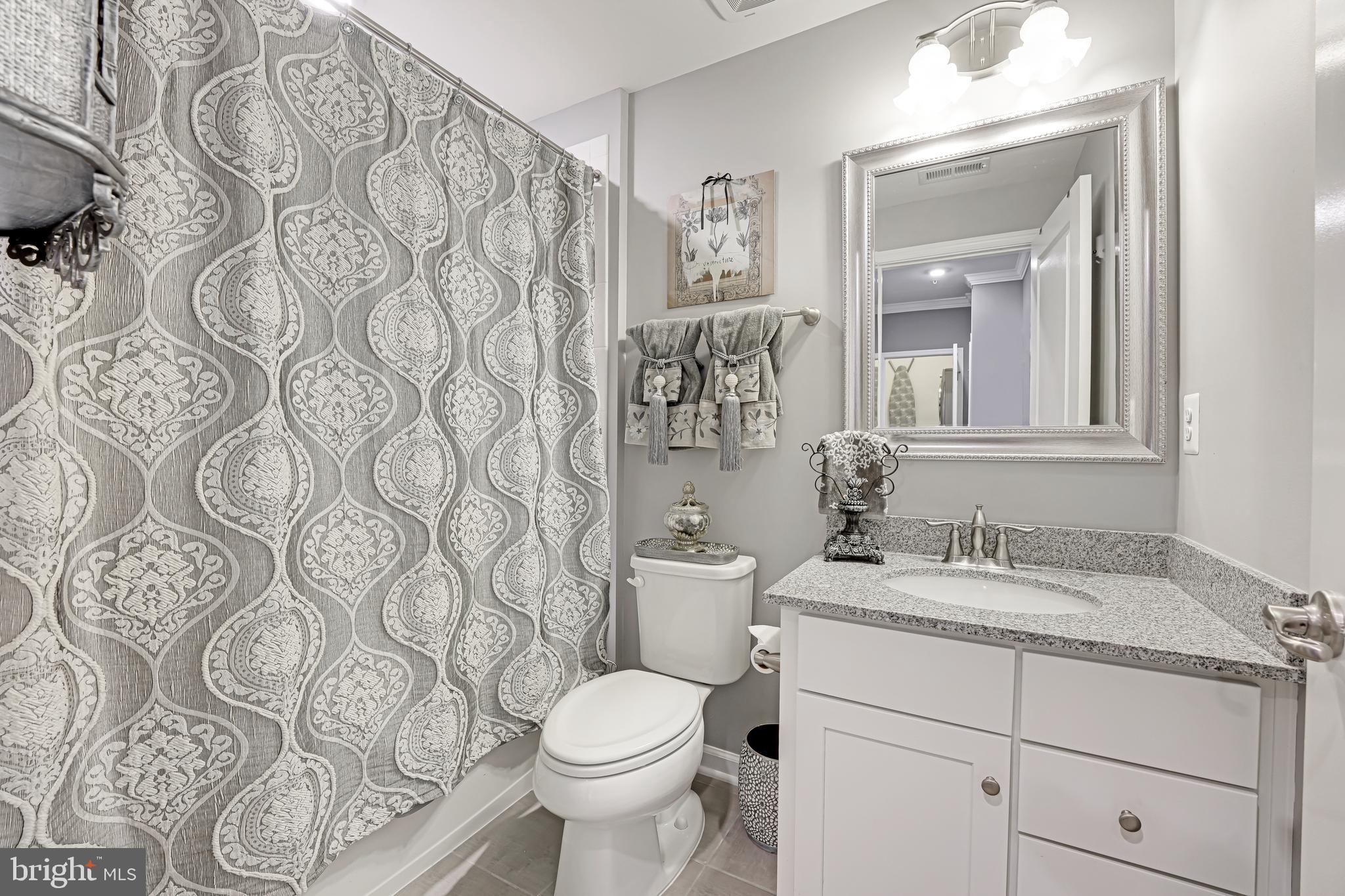 CRESCENT PLACE - Residential