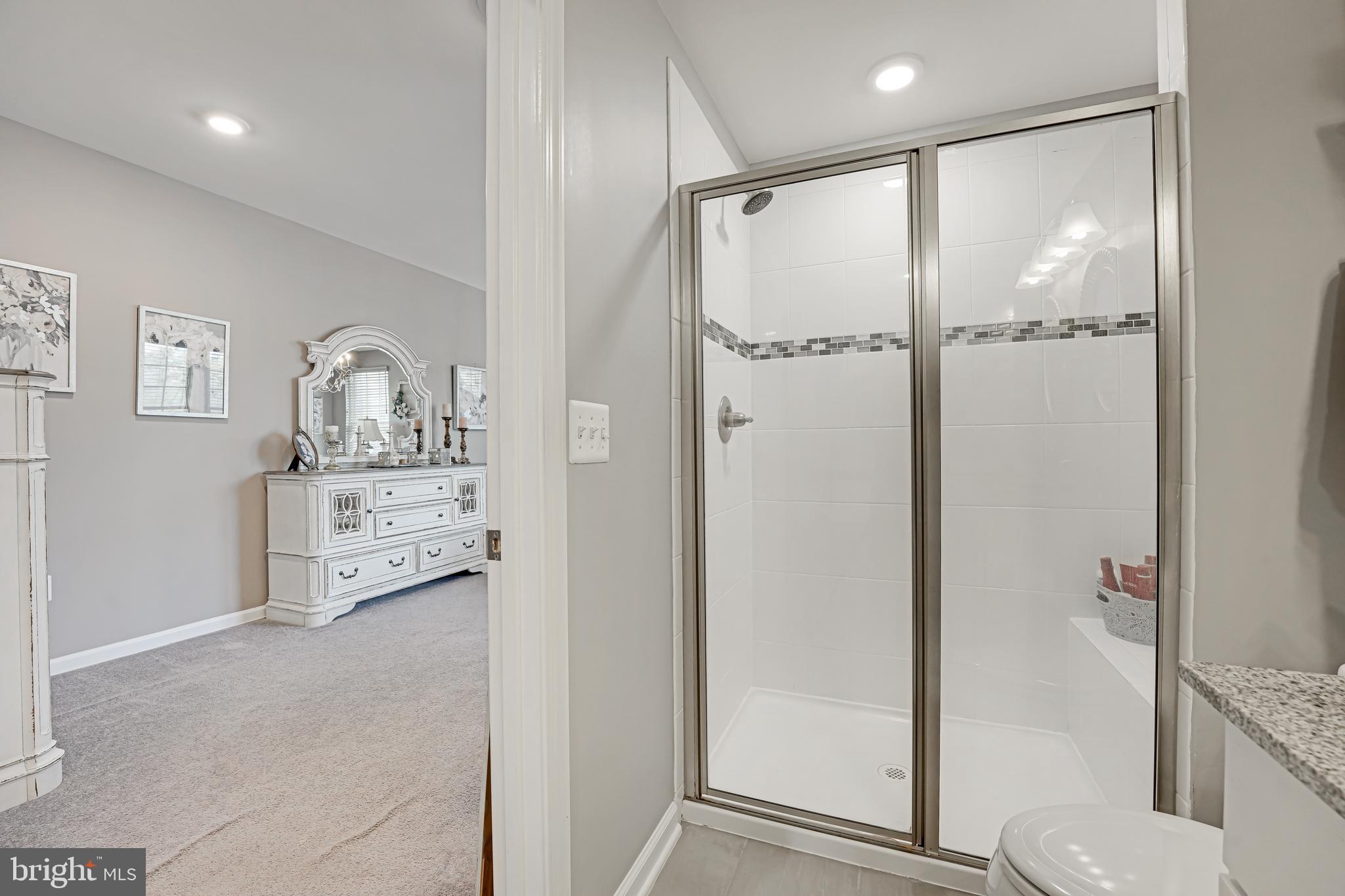 CRESCENT PLACE - Residential