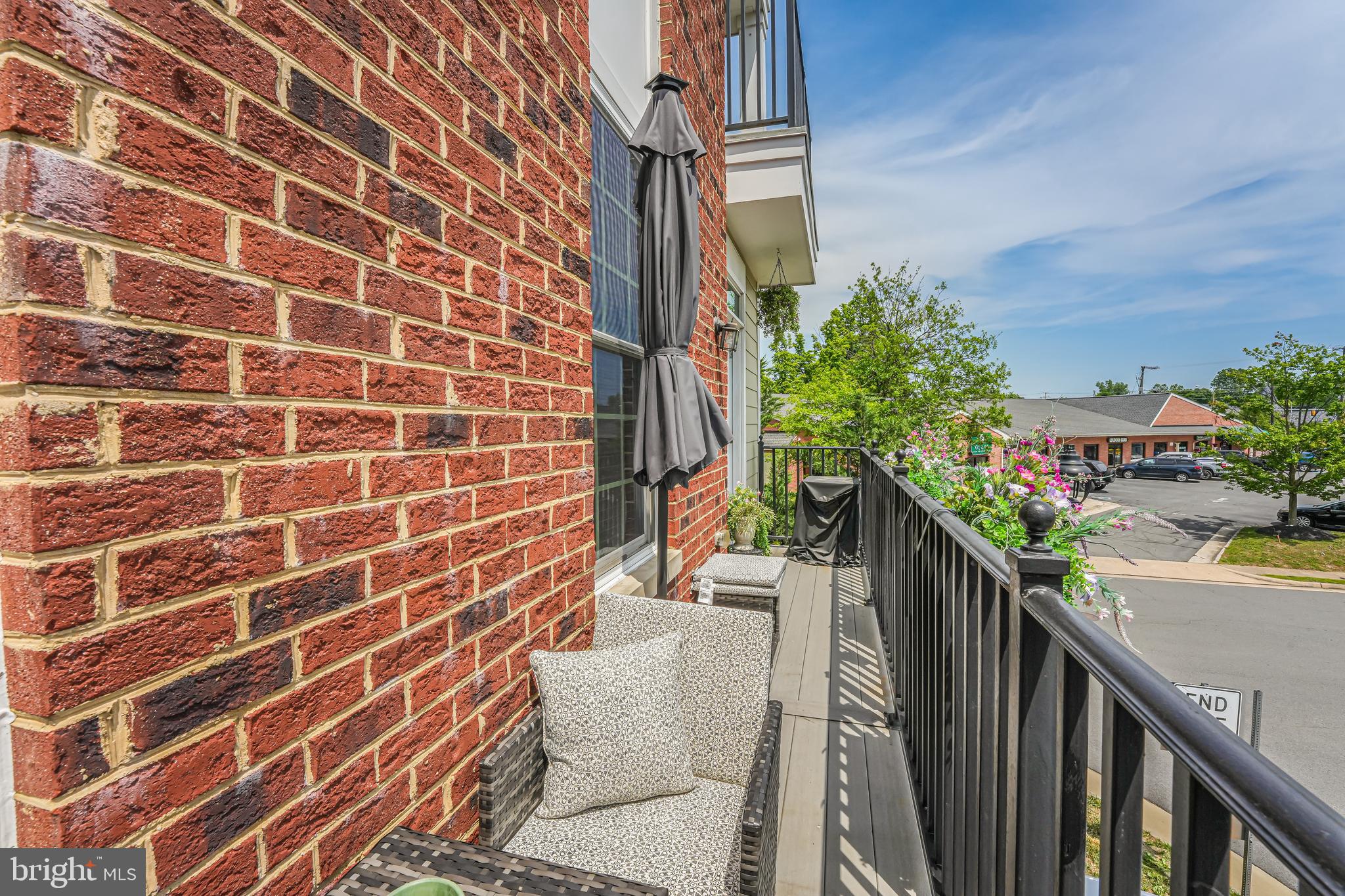 CRESCENT PLACE - Residential