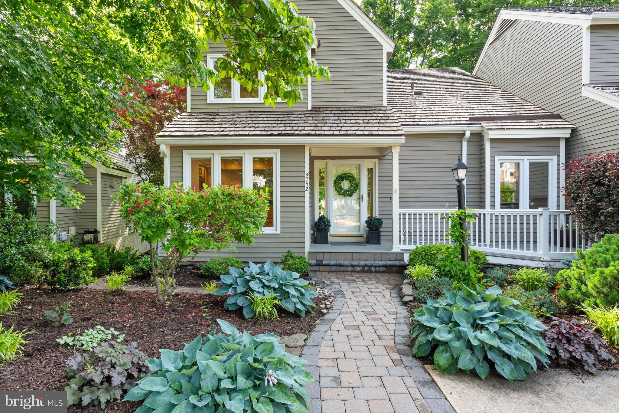 4752 TIMBER RIDGE DRIVE