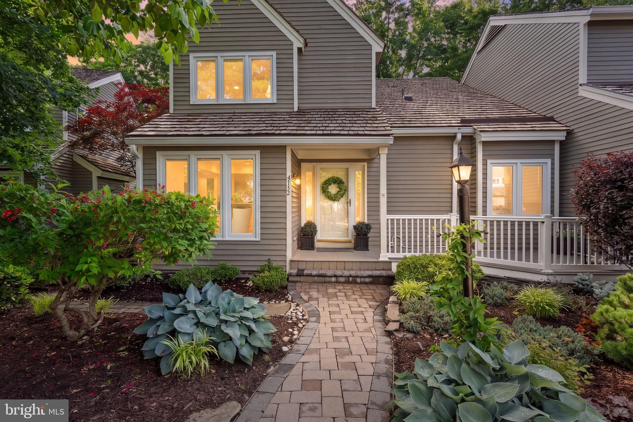 4752 TIMBER RIDGE DRIVE