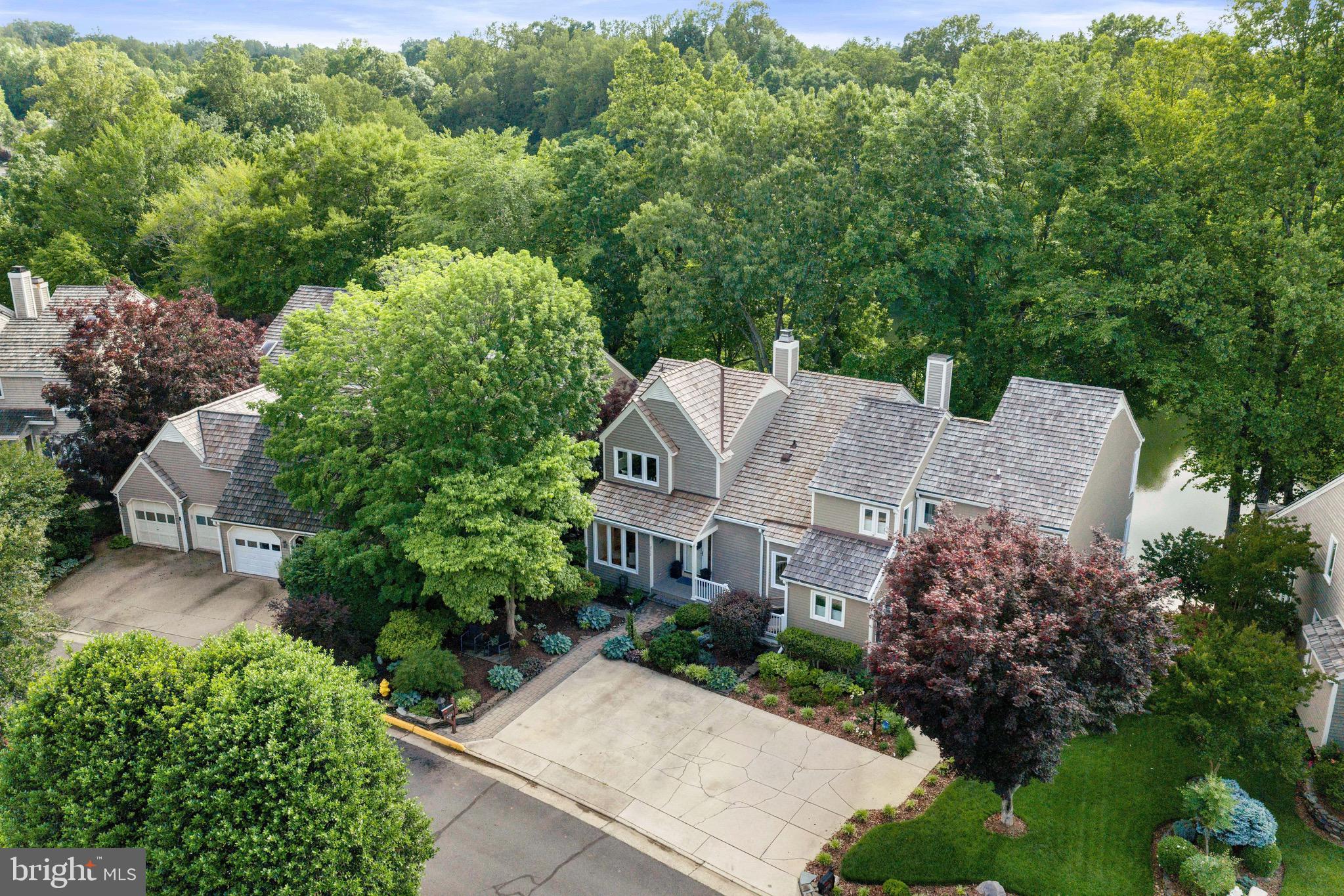 4752 TIMBER RIDGE DRIVE