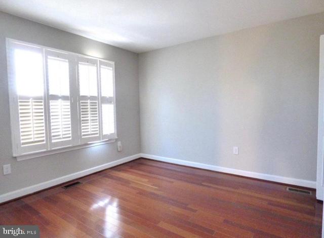 LAKE RIDGE - Residential Lease