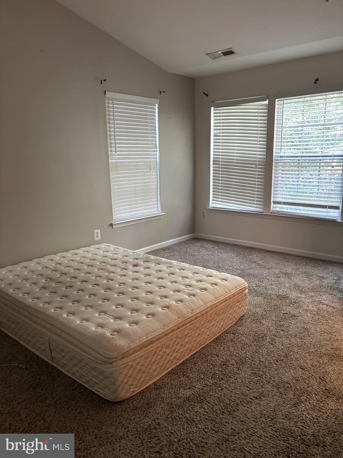 RUSSETT - Residential Lease