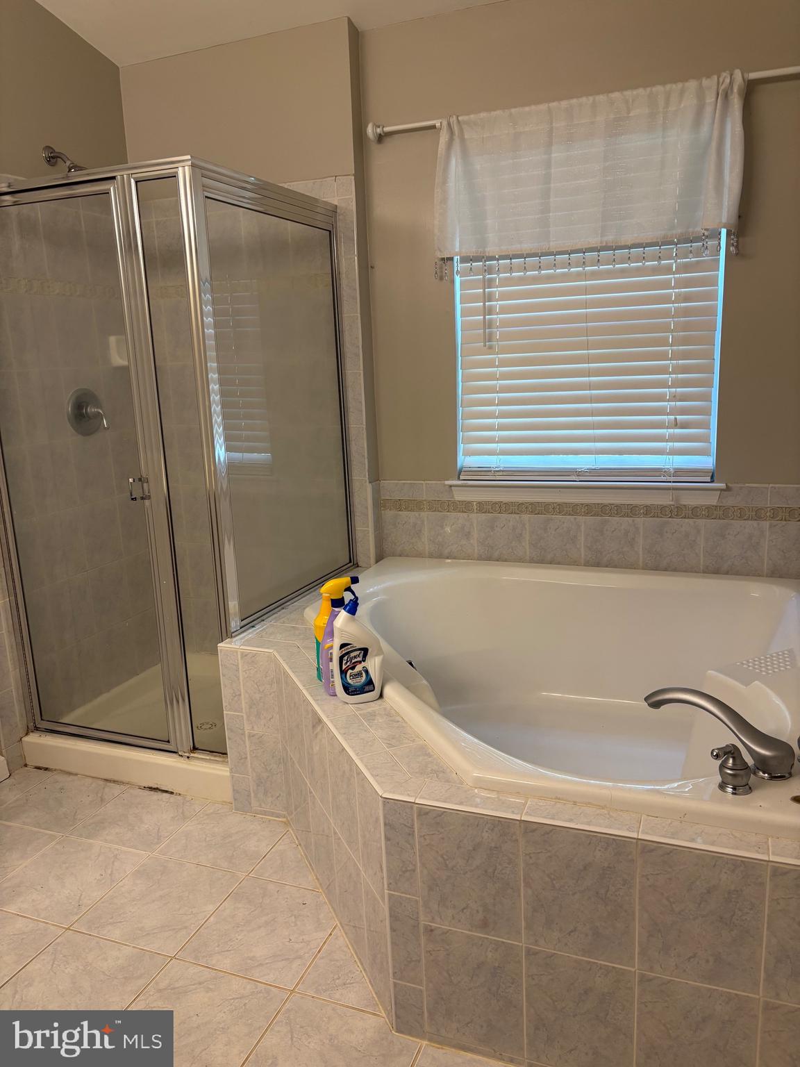 RUSSETT - Residential Lease