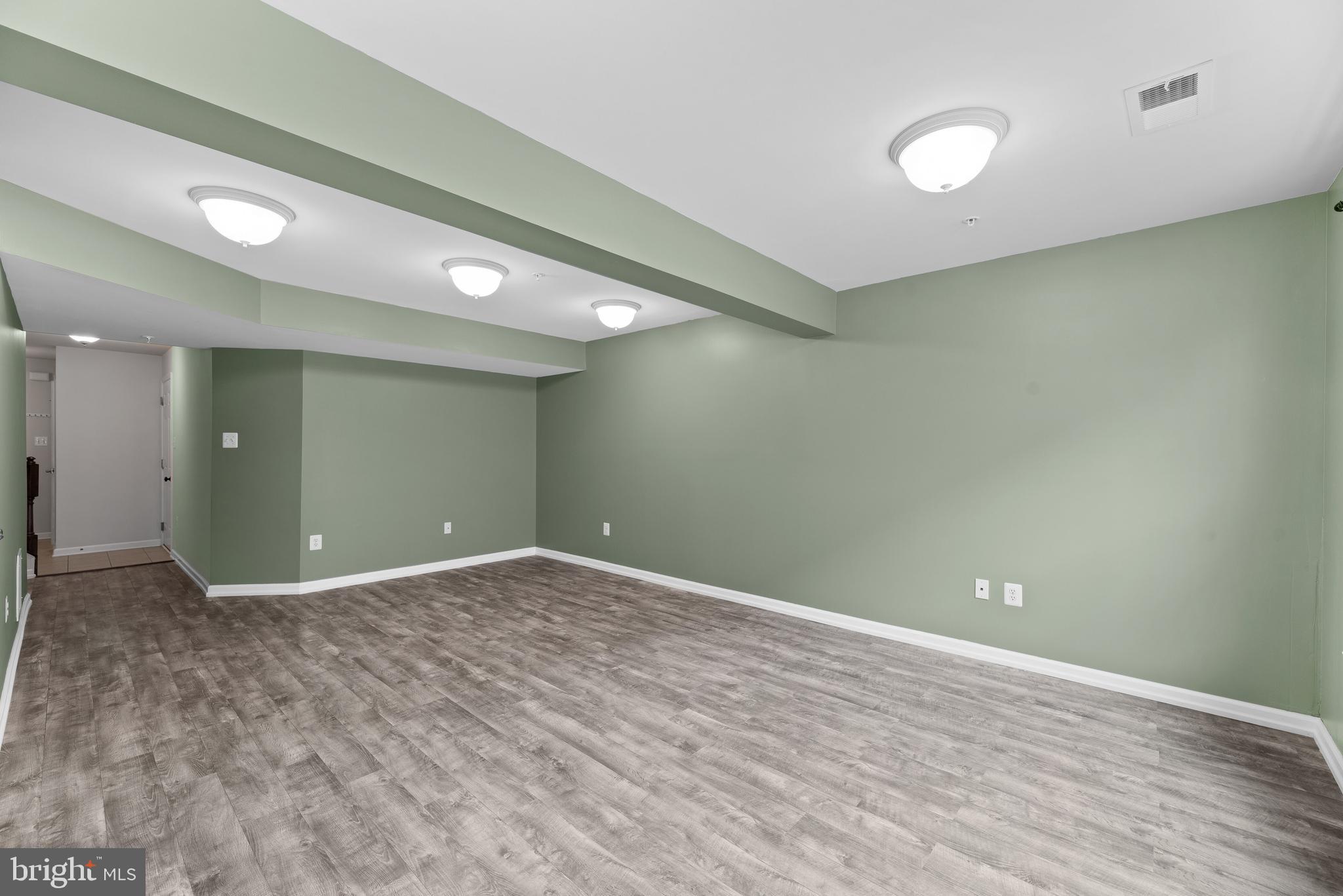 PINE RIDGE CROSSING - Residential