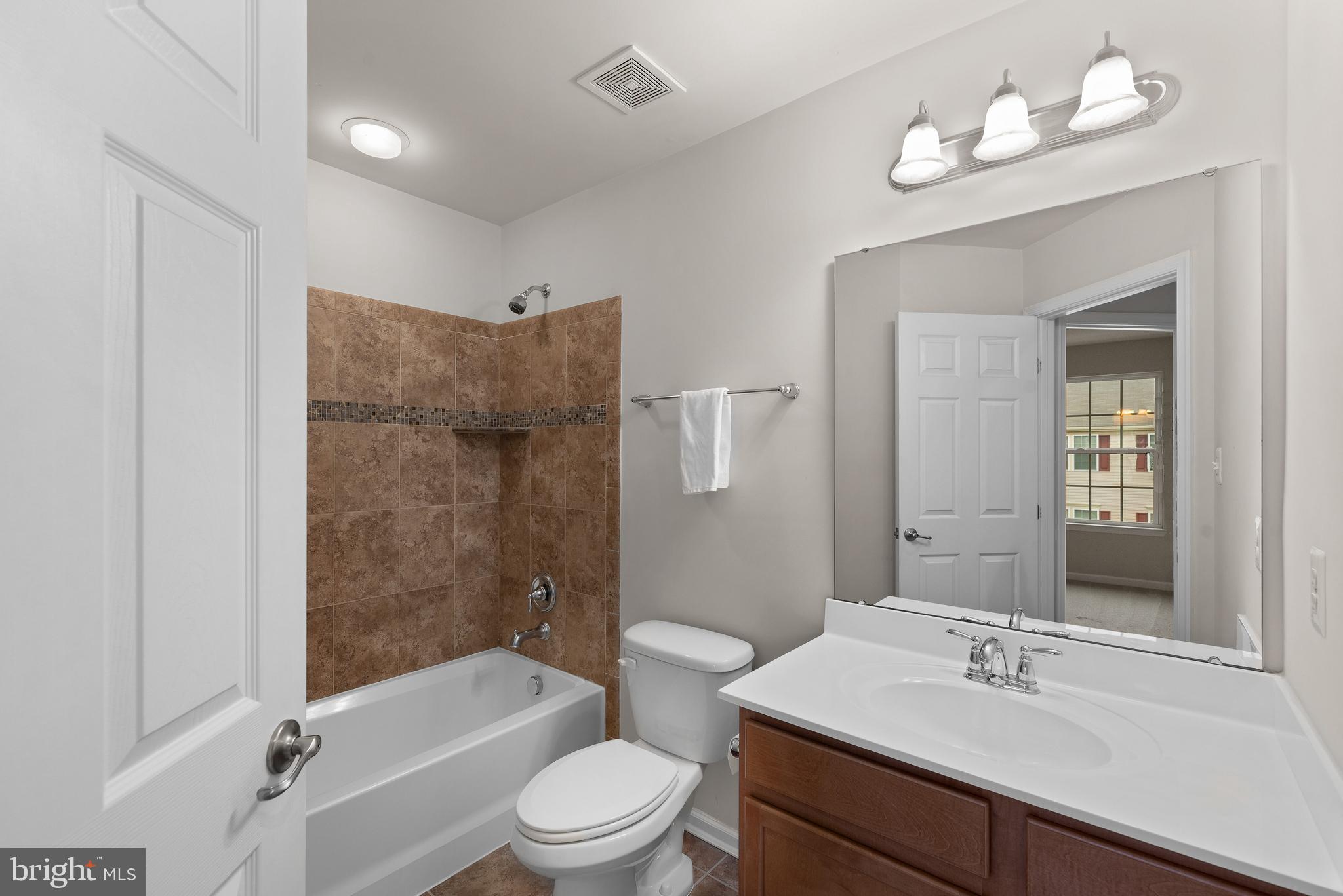 PINE RIDGE CROSSING - Residential