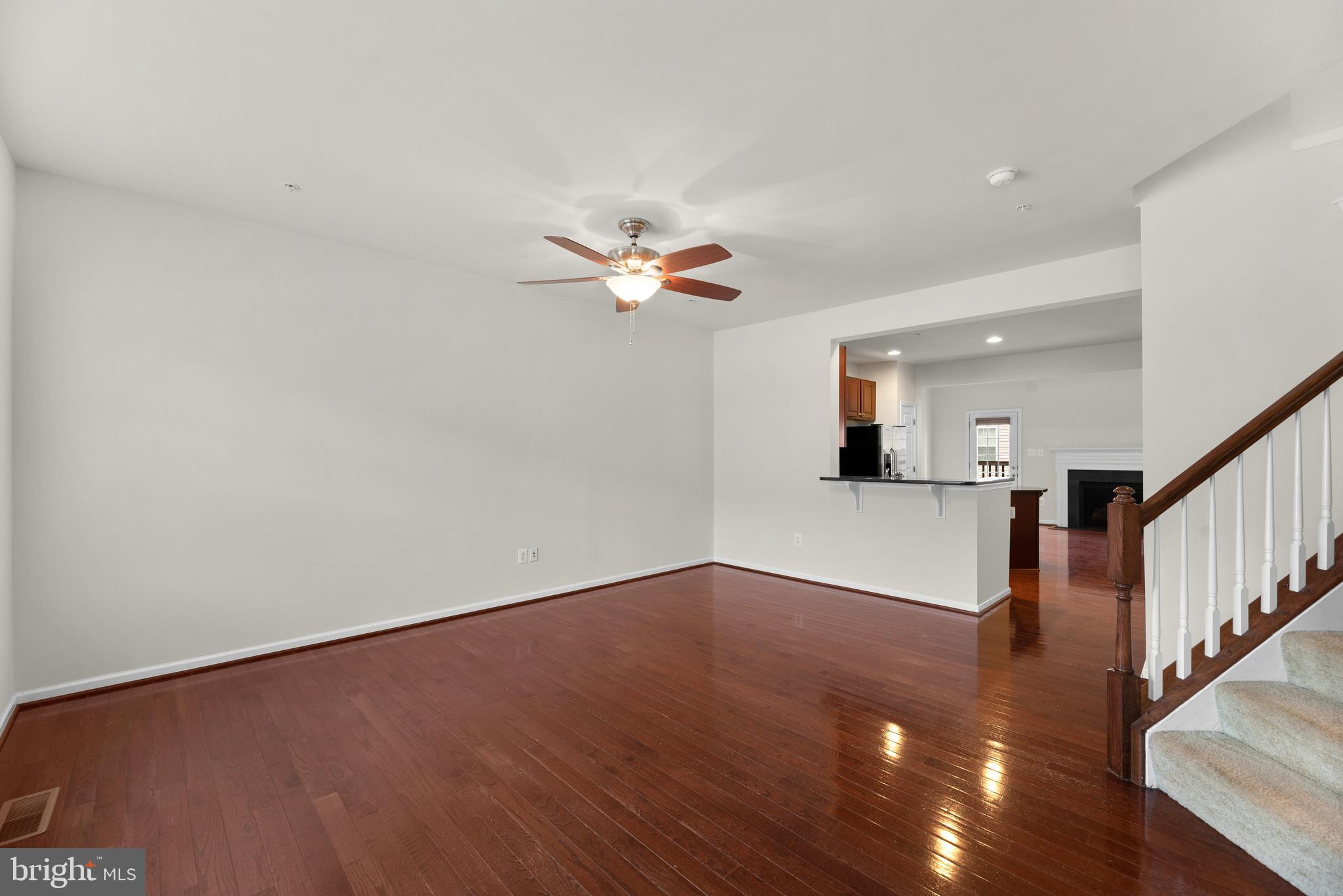 PINE RIDGE CROSSING - Residential