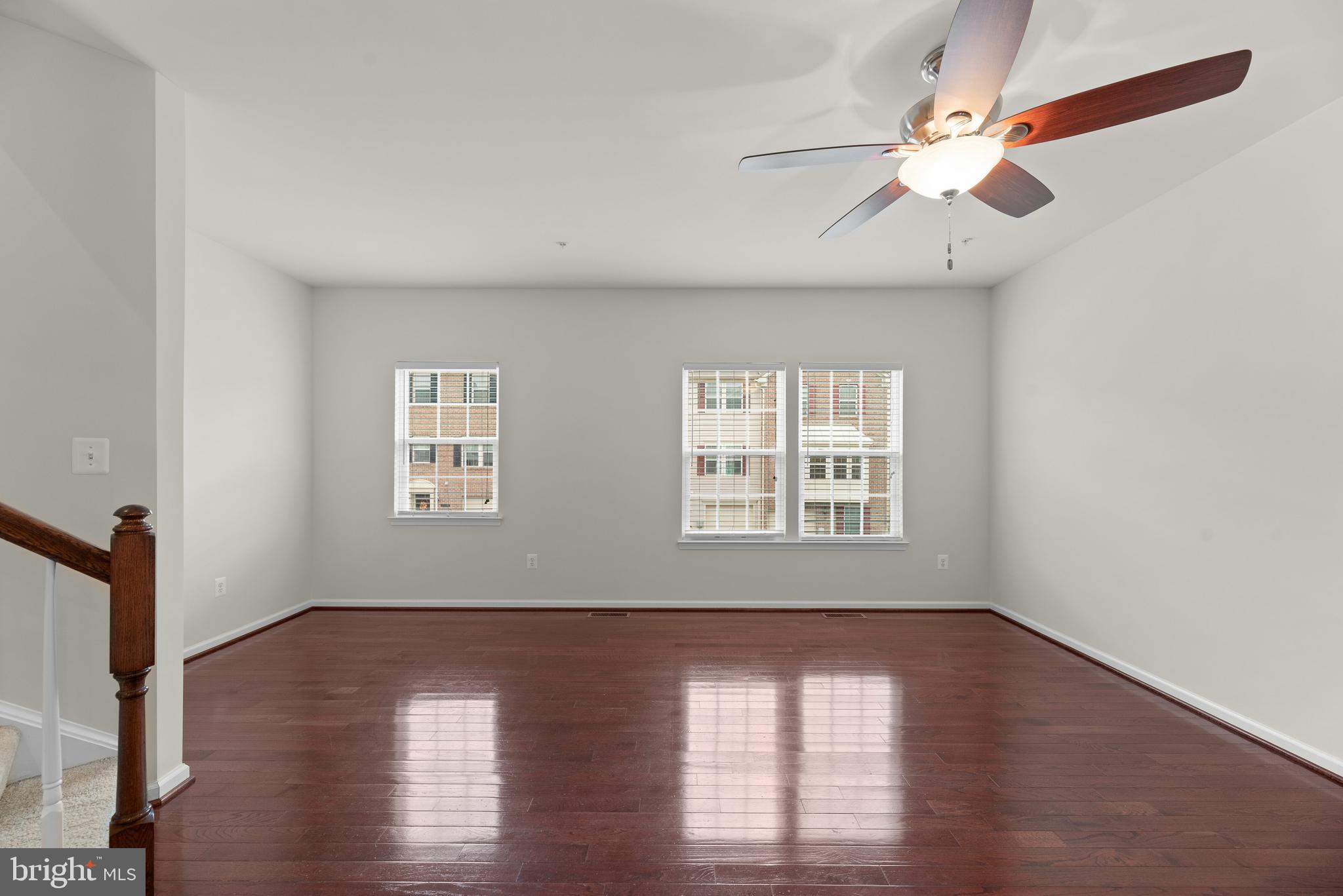 PINE RIDGE CROSSING - Residential