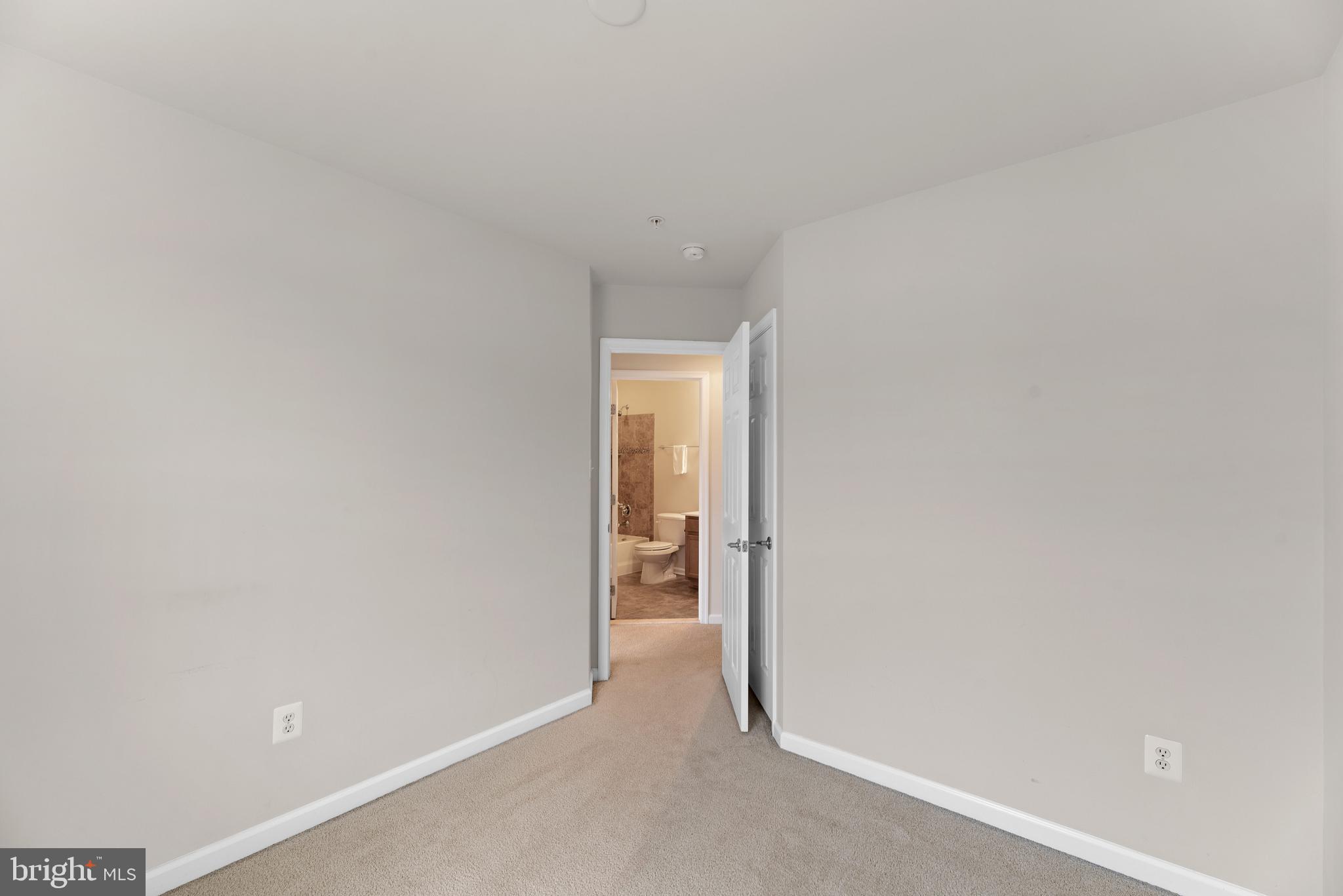 PINE RIDGE CROSSING - Residential