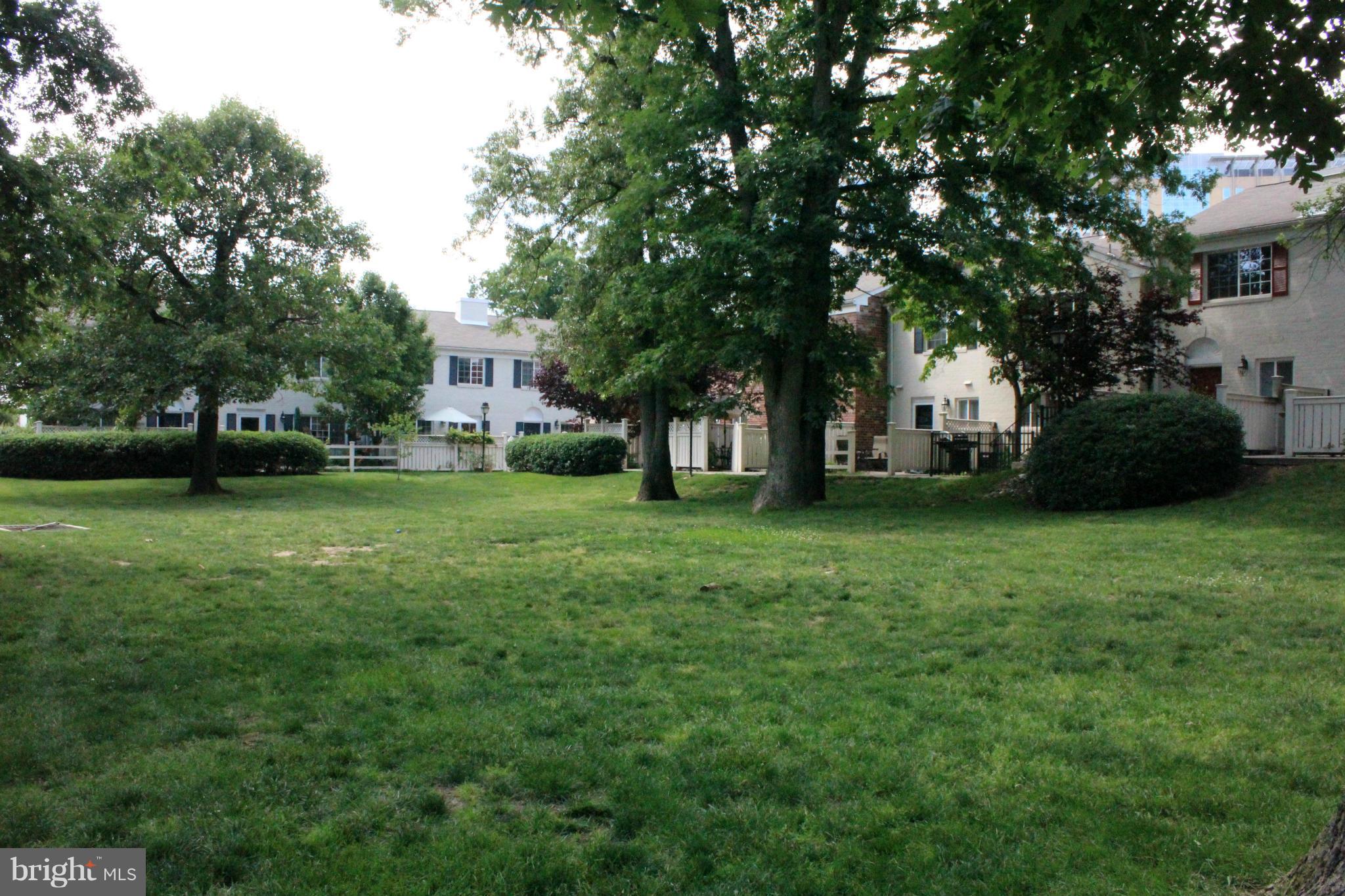 PARKSIDE AT ALEXANDRIA - Residential Lease