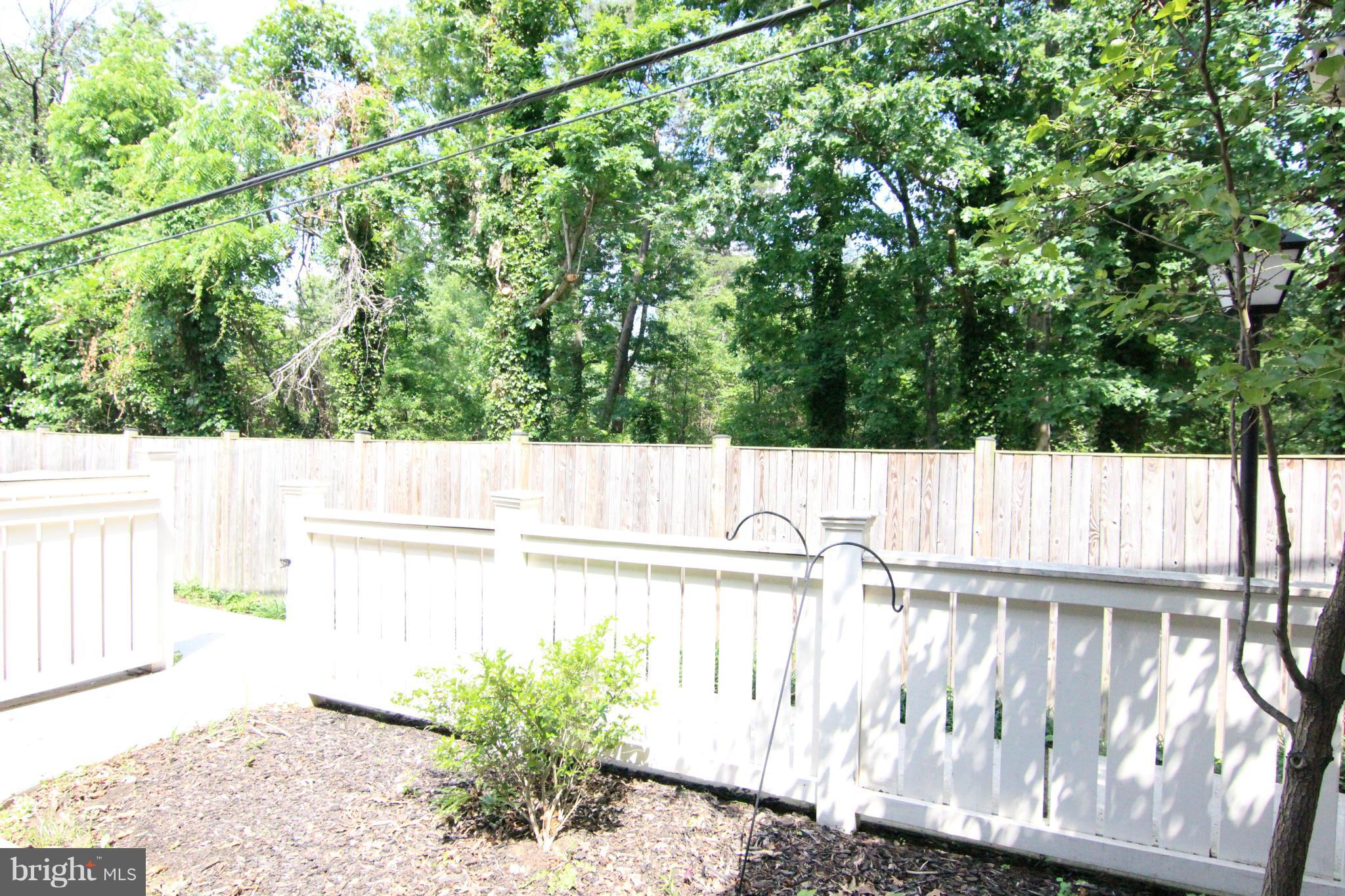 PARKSIDE AT ALEXANDRIA - Residential Lease