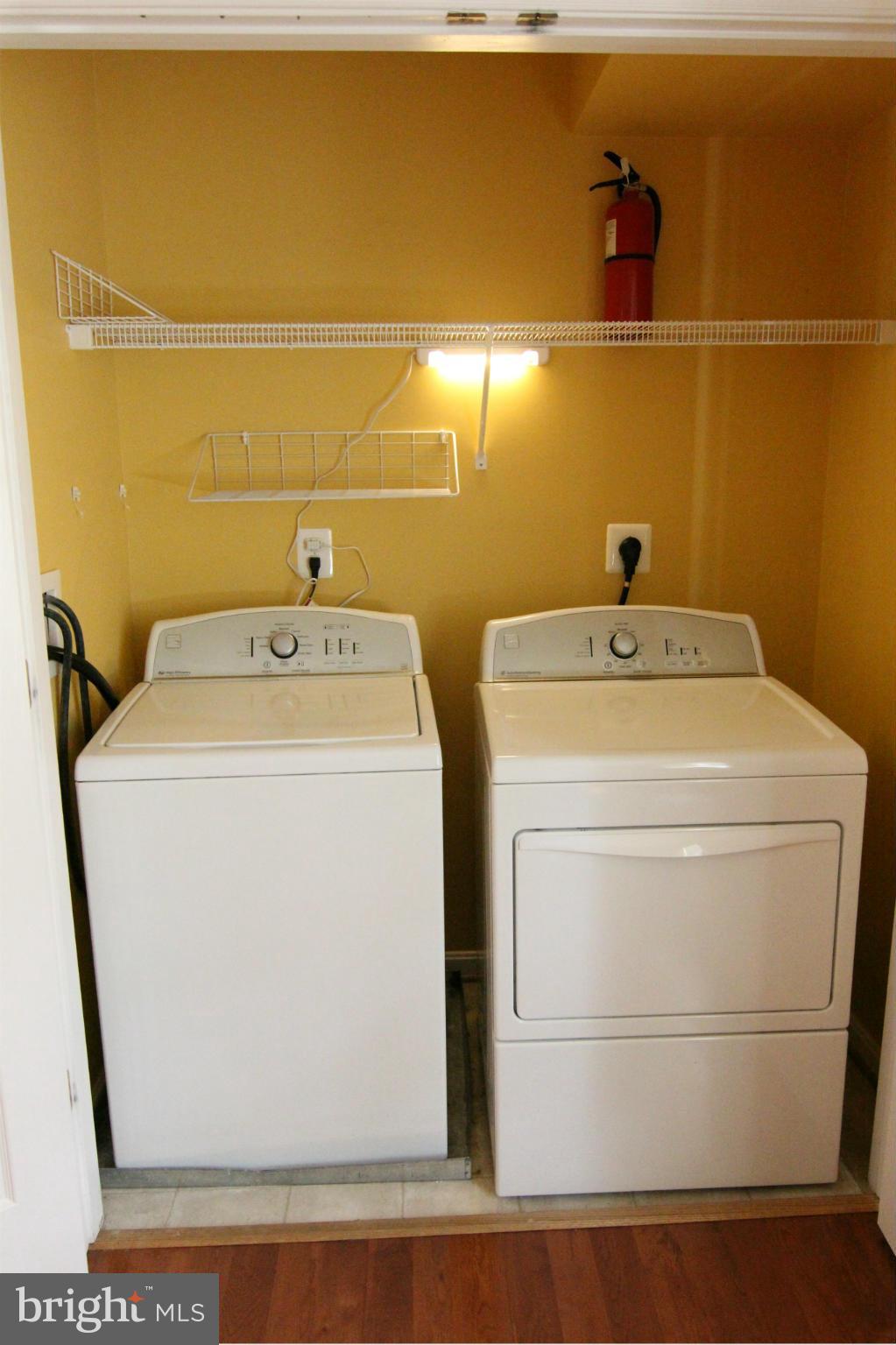 PARKSIDE AT ALEXANDRIA - Residential Lease