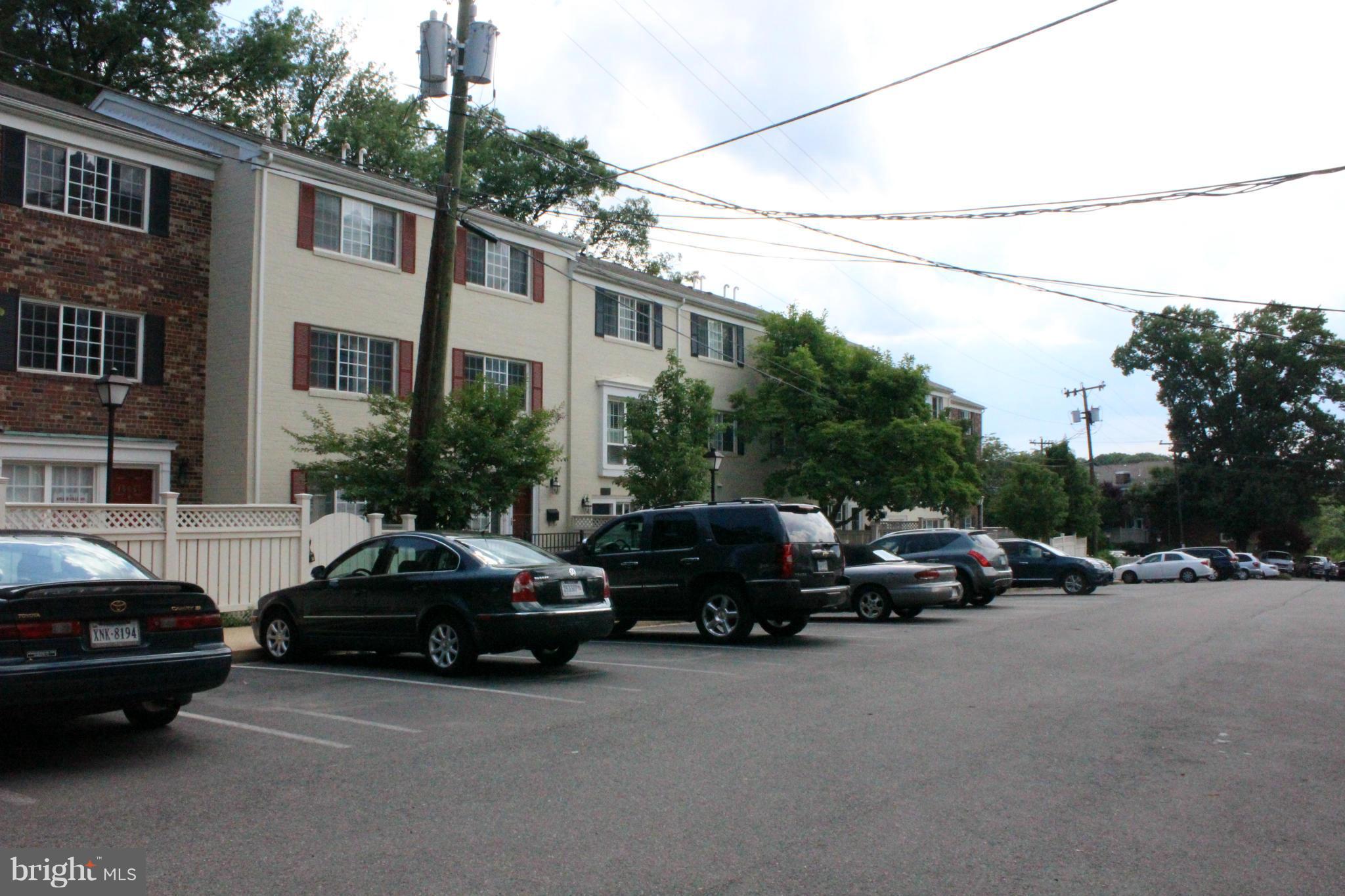 PARKSIDE AT ALEXANDRIA - Residential Lease