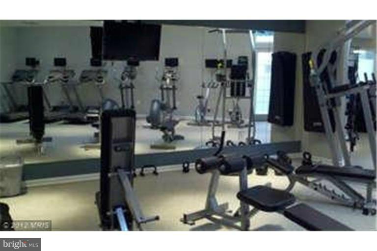 PARKSIDE AT ALEXANDRIA - Residential Lease