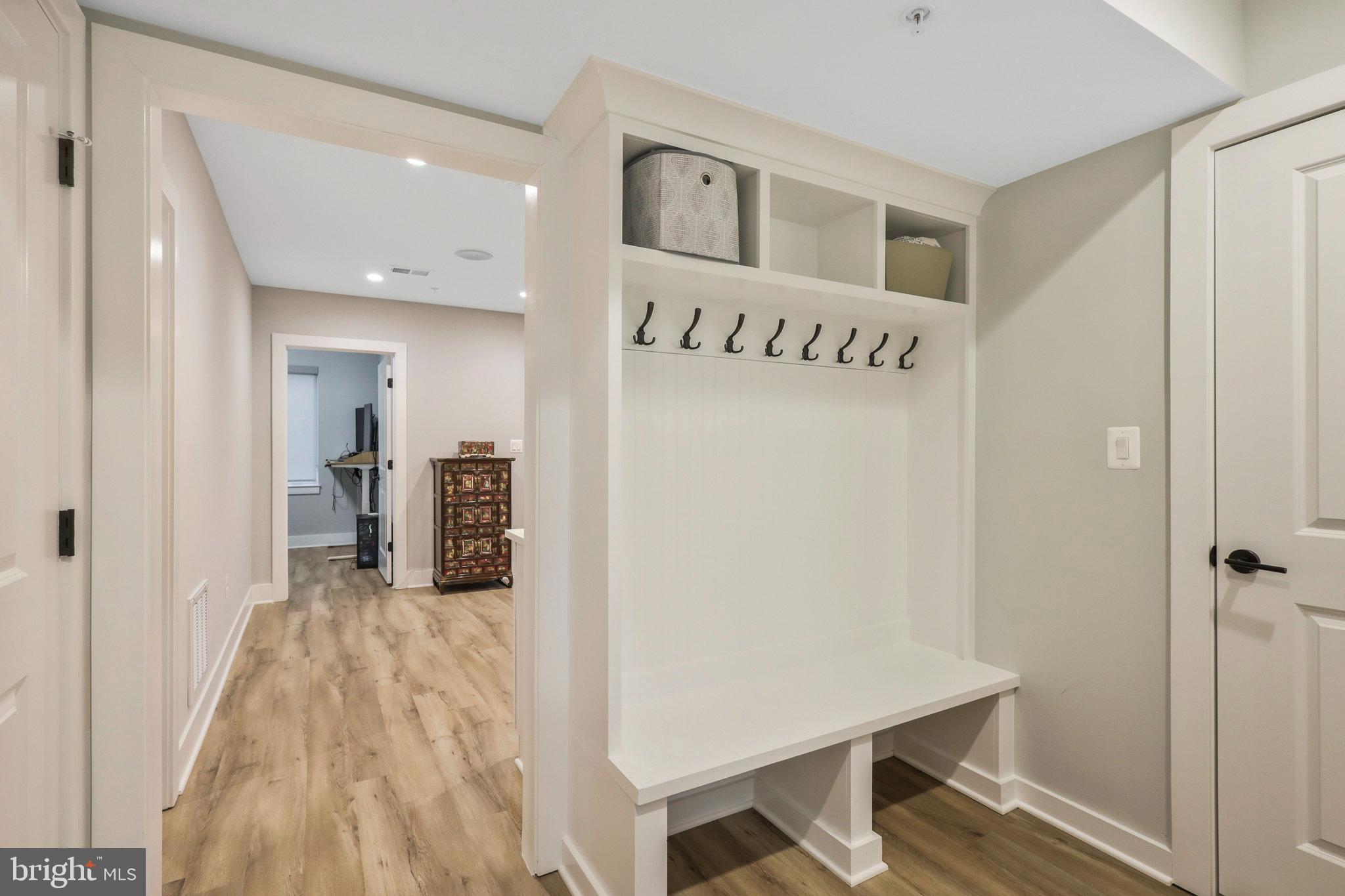 LEE LANDING PARK - Residential