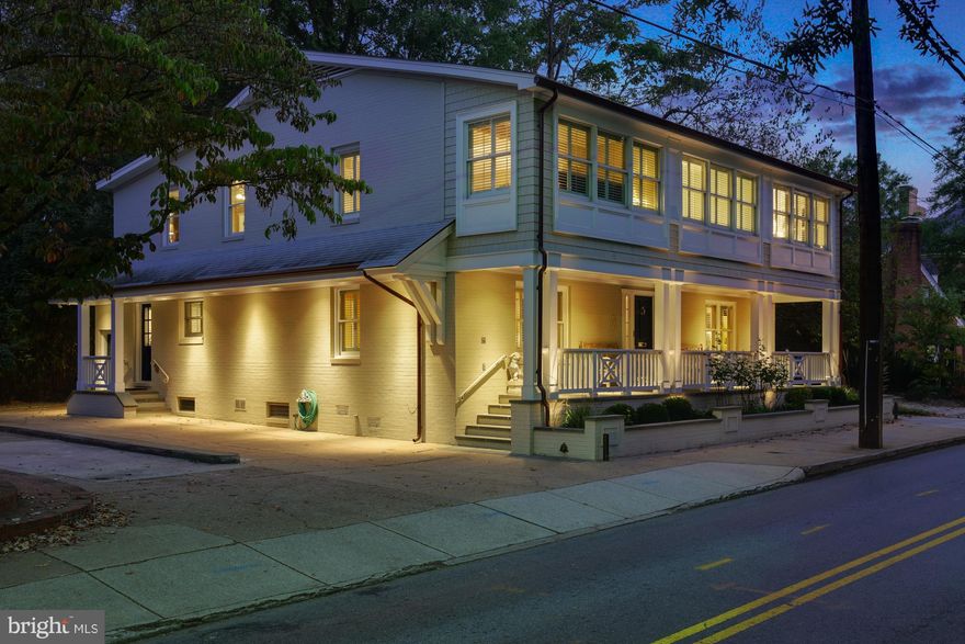 Prime Historic District home w/off street parking. Walk to The Capitol, Naval Academy, City Dock & great restaurants! Front porch vistas of St John's Great Lawn. Easy maintenance, well built home w/spacious rooms for entertaining. Renovated Master Bath & 3 en-suite BRs, 2 FP's, finished LL recreation rm. & plenty of storage. Kitchen needed updating.