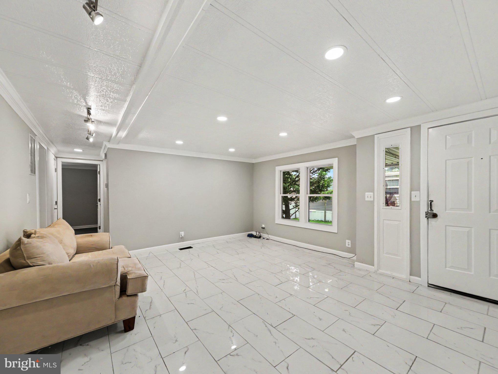 1800 #64 BEL AIR RD