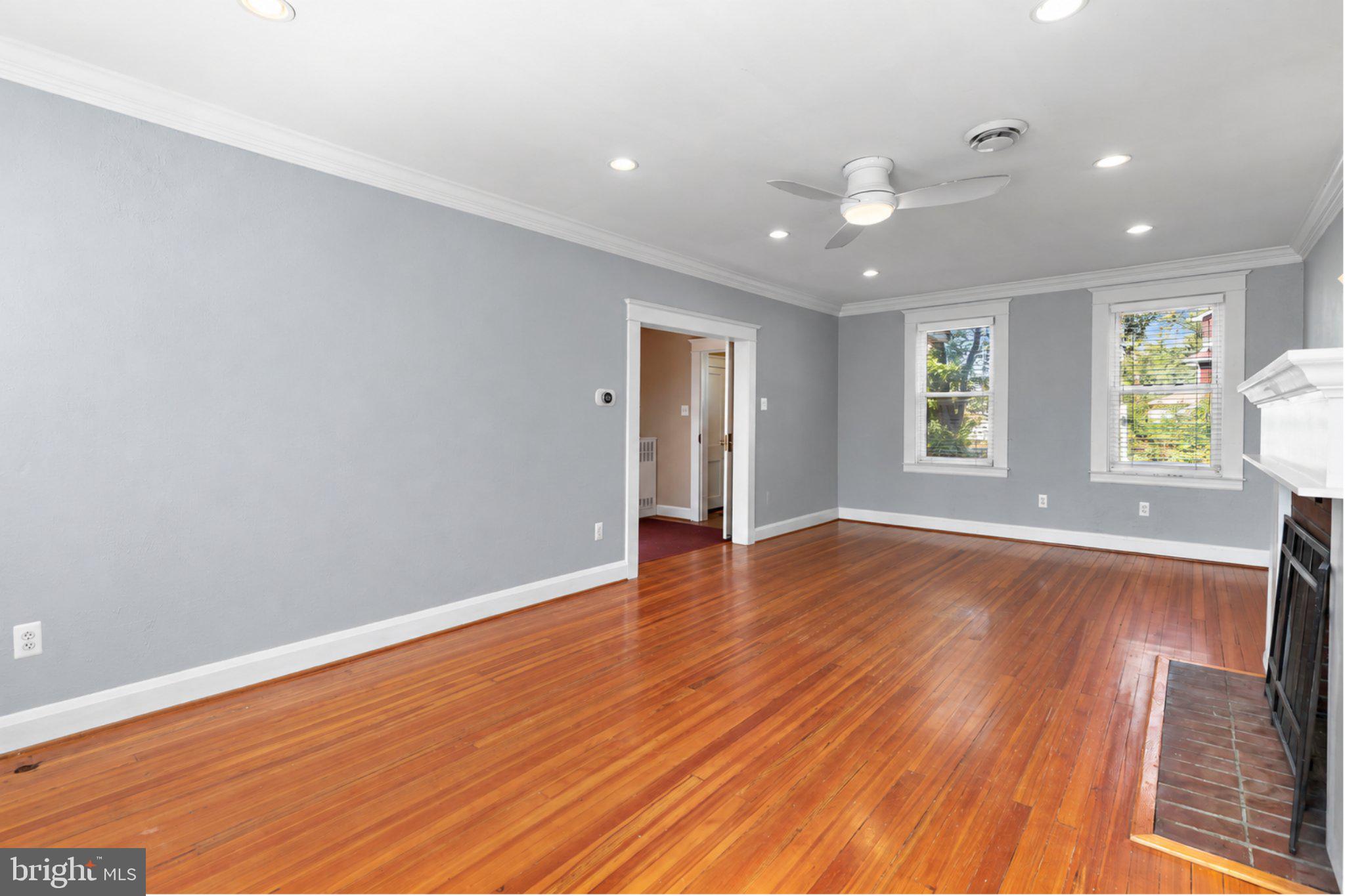 4601 LINCOLN DRIVE