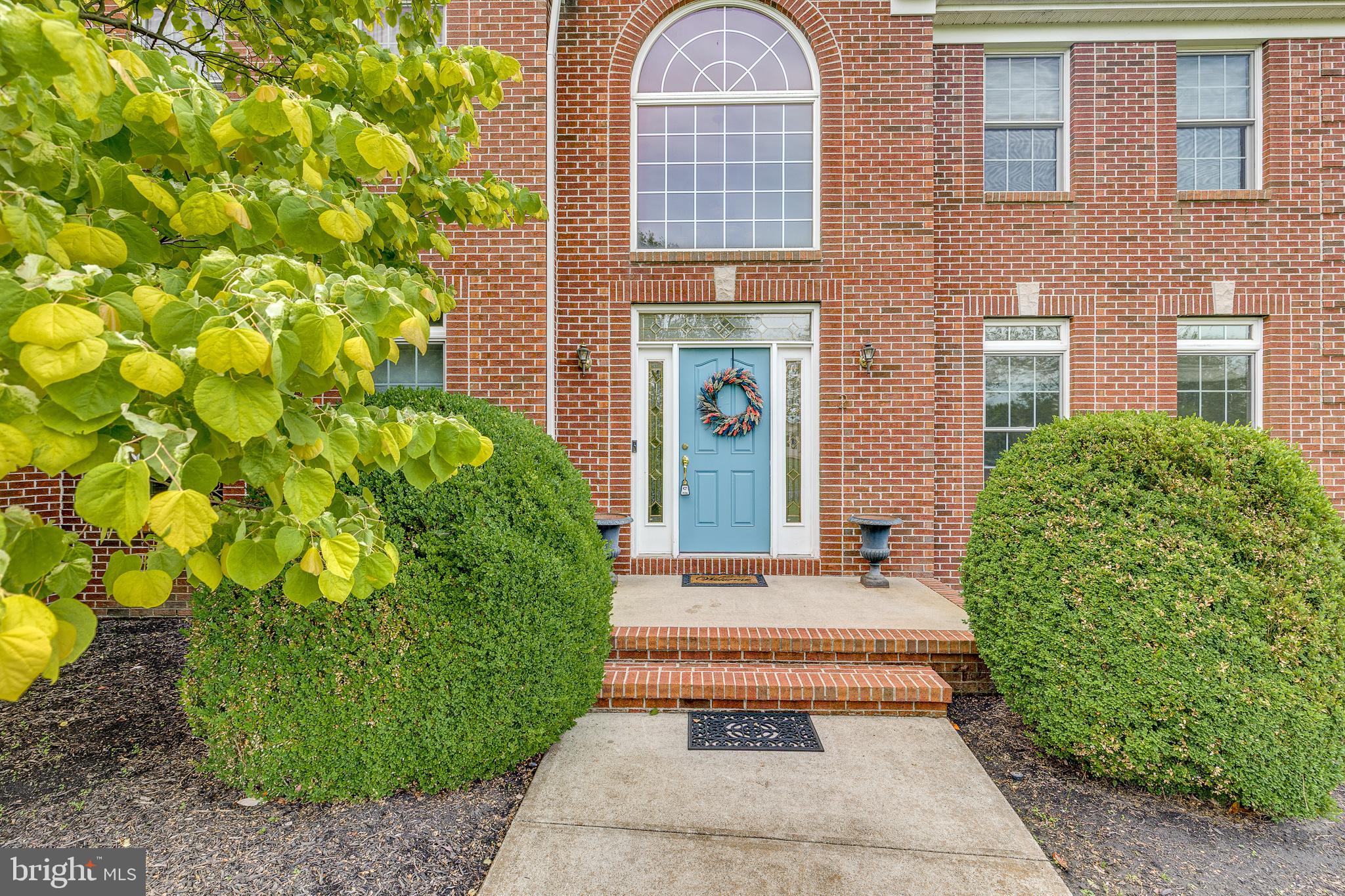 2 DELLAIRA COURT