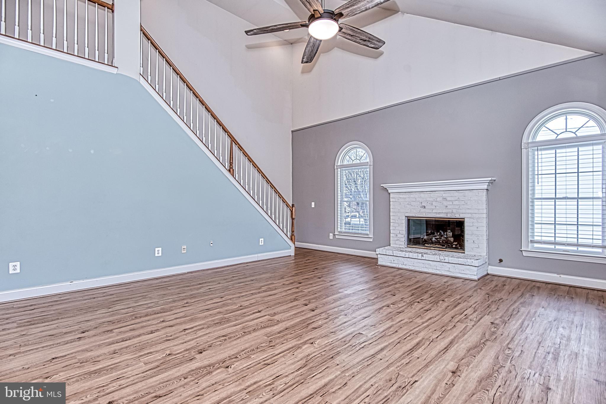 DOMINION VALLEY COUNTRY CLUB - Residential Lease