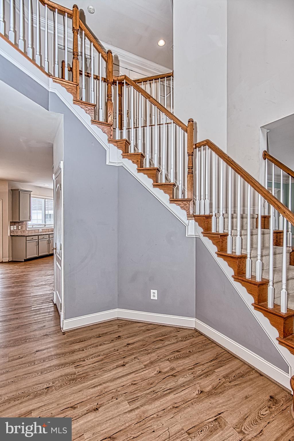 DOMINION VALLEY COUNTRY CLUB - Residential Lease