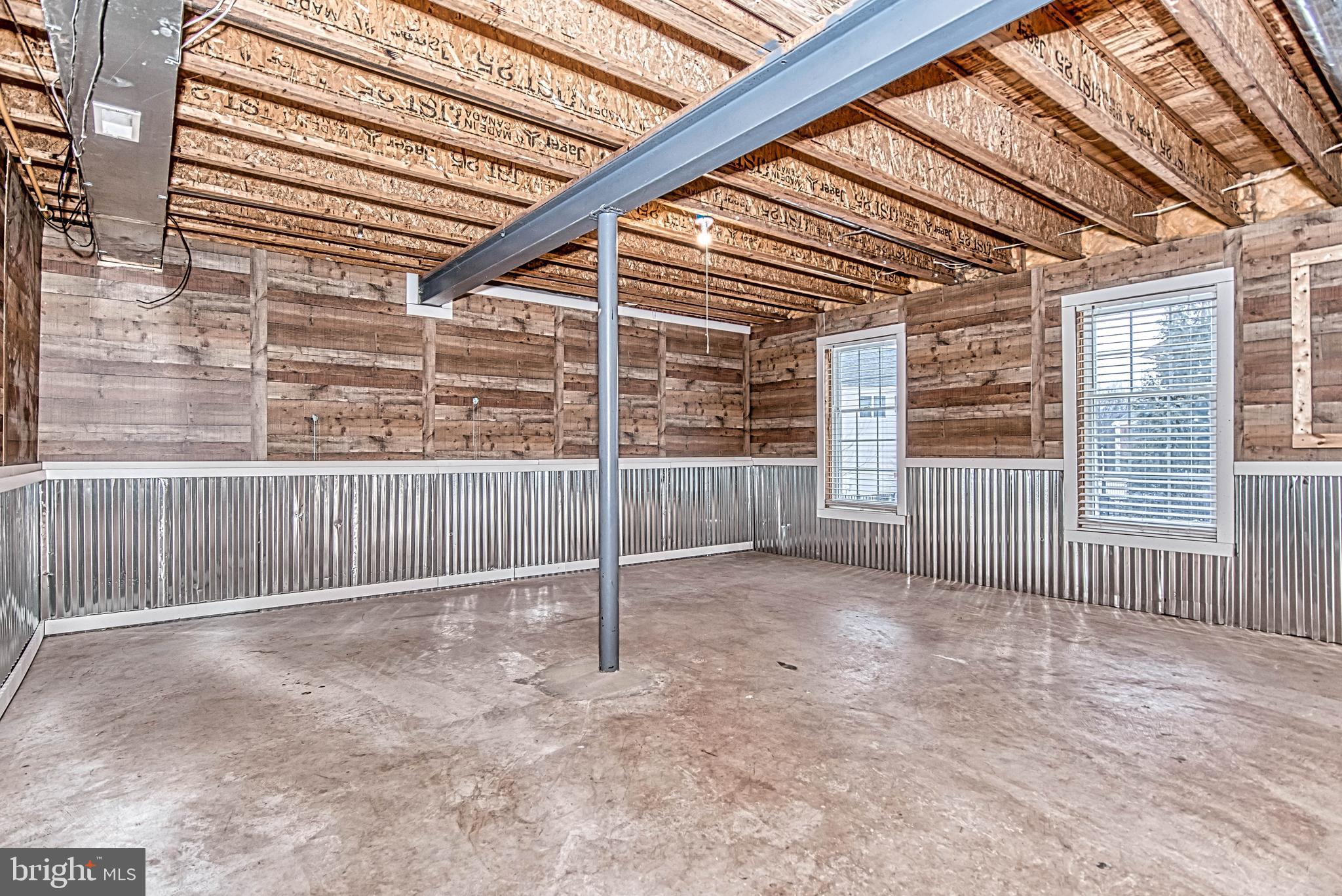 DOMINION VALLEY COUNTRY CLUB - Residential Lease