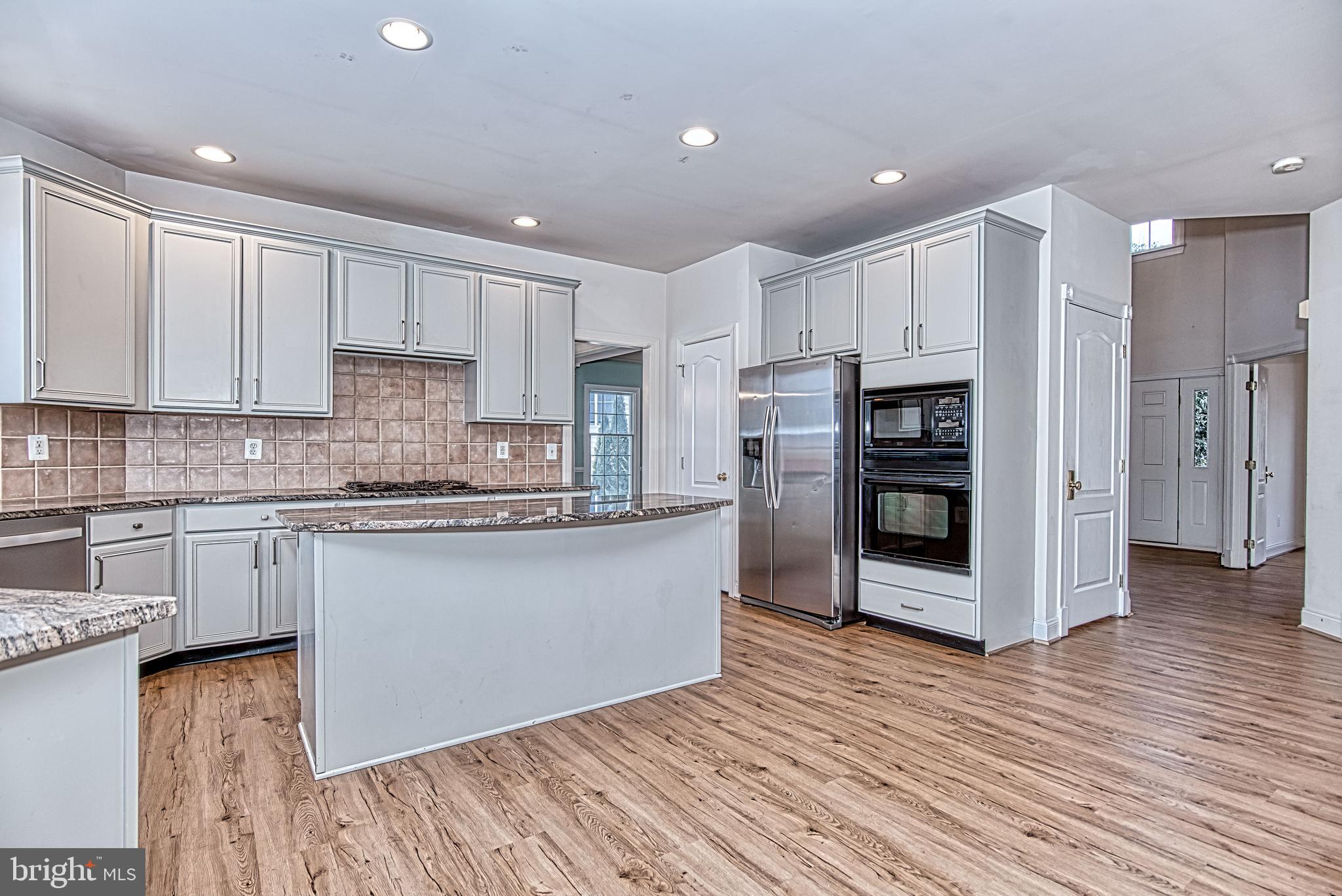 DOMINION VALLEY COUNTRY CLUB - Residential Lease