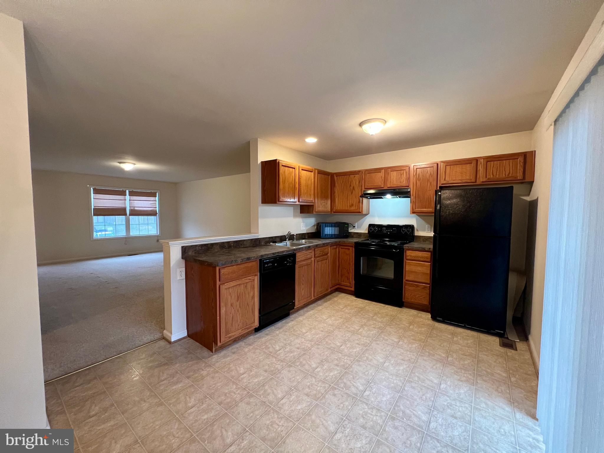 MILLS FARM - Residential Lease