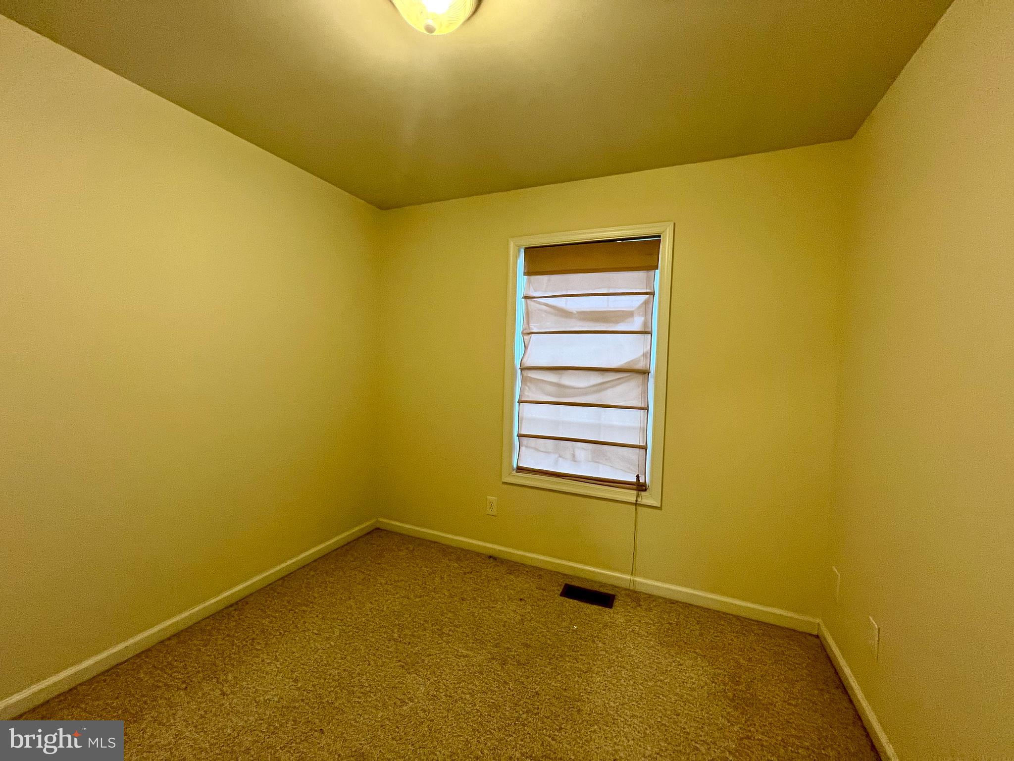 MILLS FARM - Residential Lease