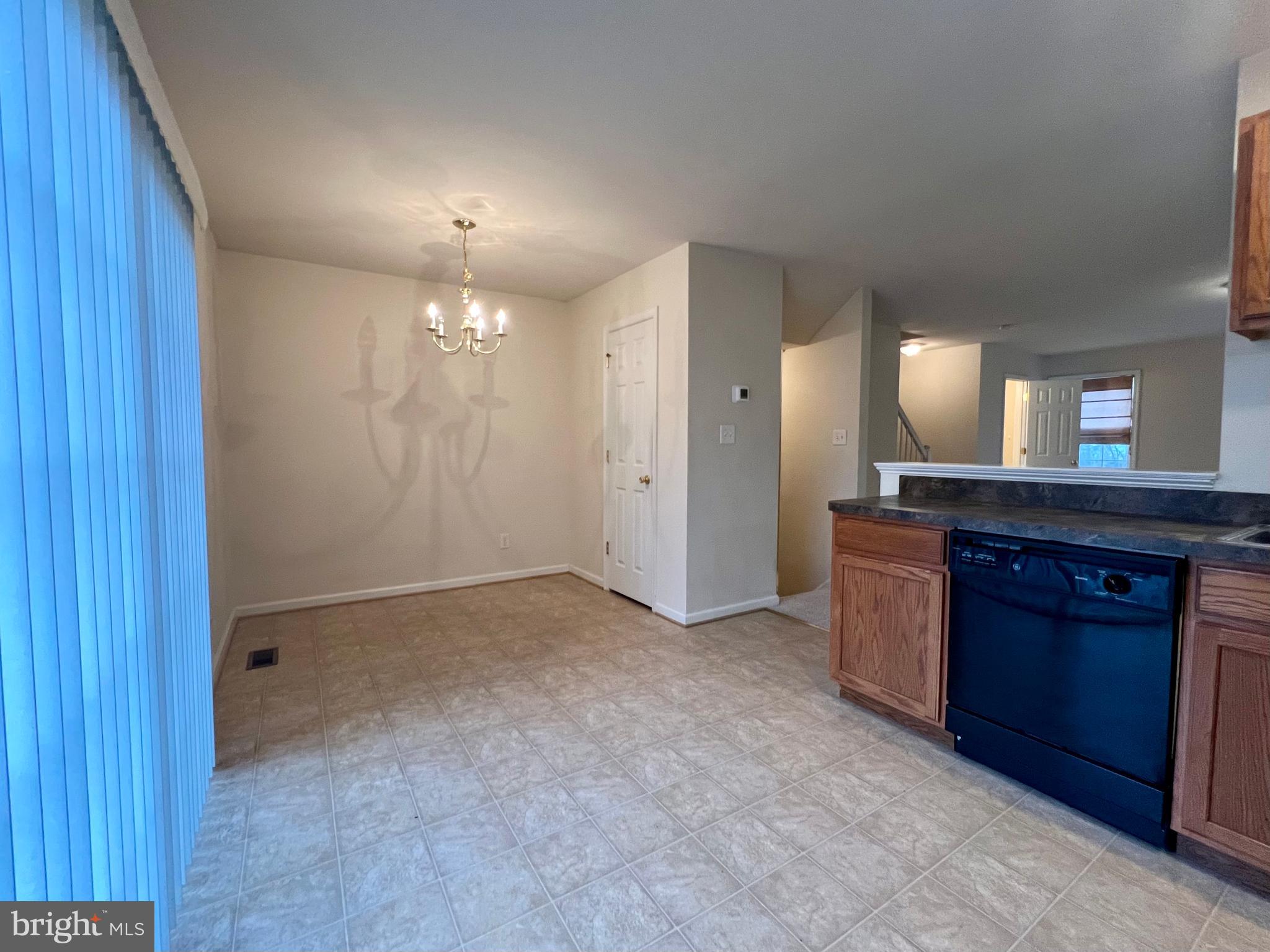 MILLS FARM - Residential Lease