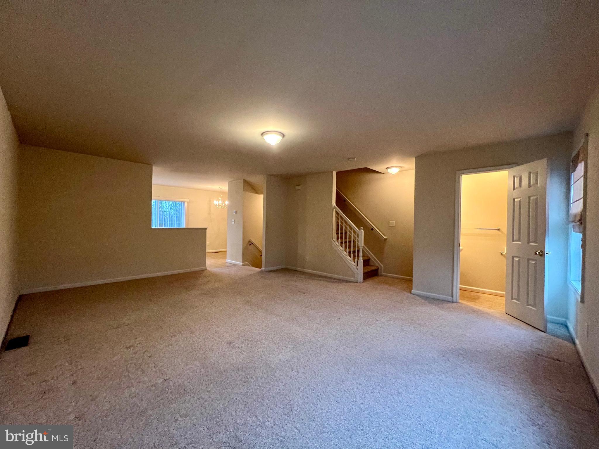 MILLS FARM - Residential Lease