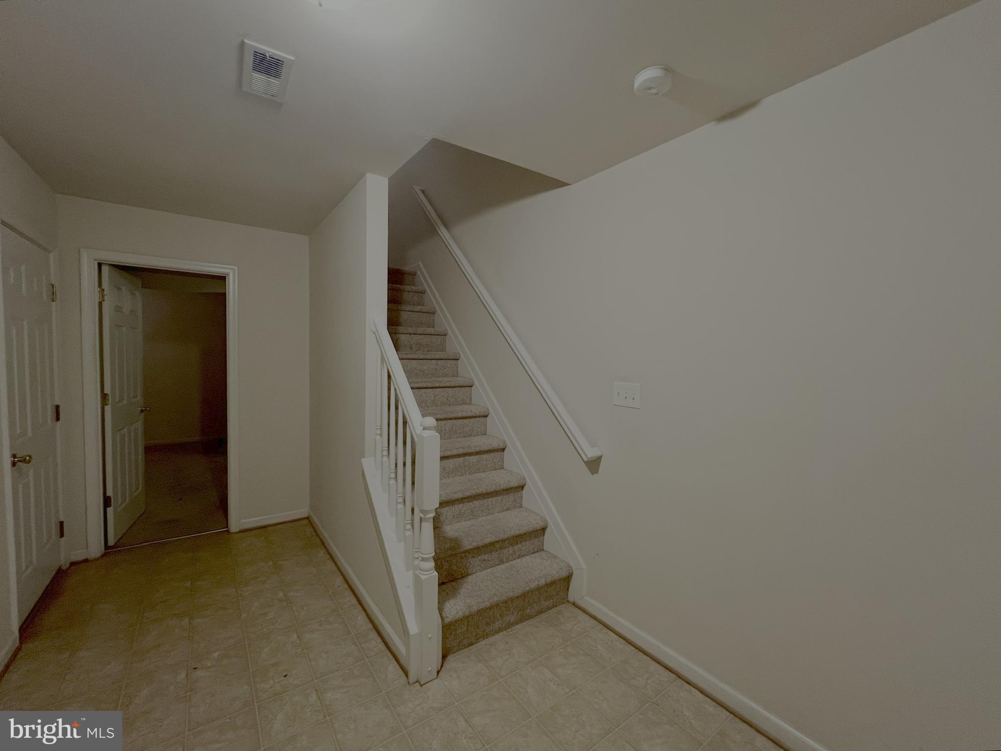 MILLS FARM - Residential Lease