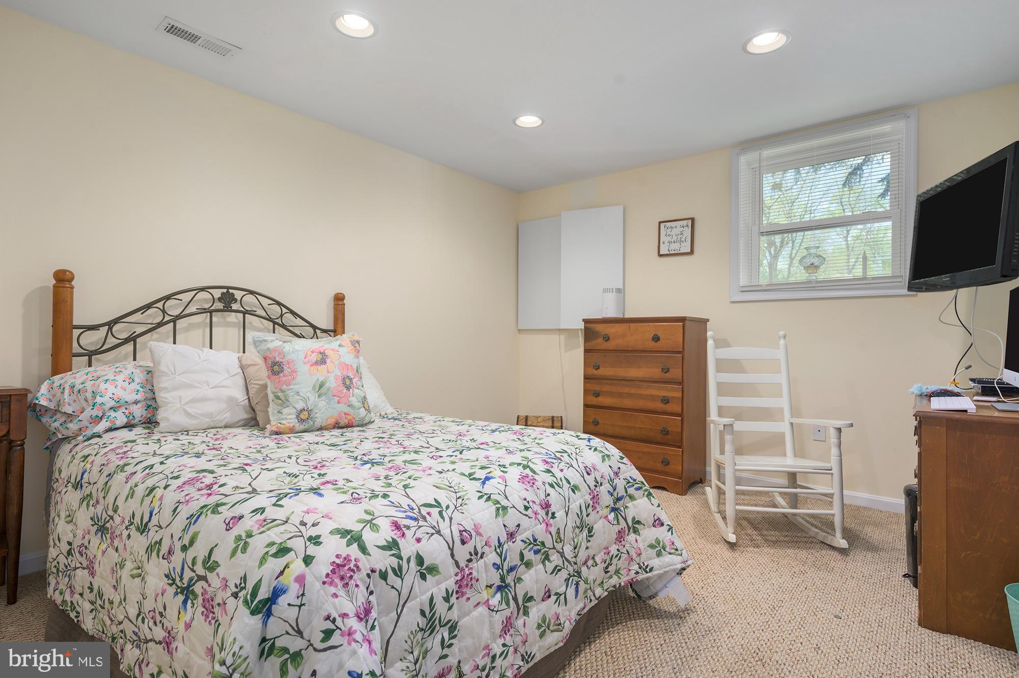 WOODCREST - Residential