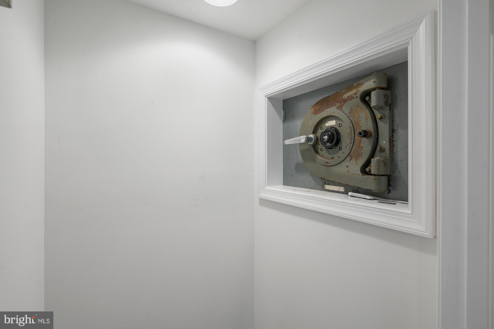 WOODCREST - Residential