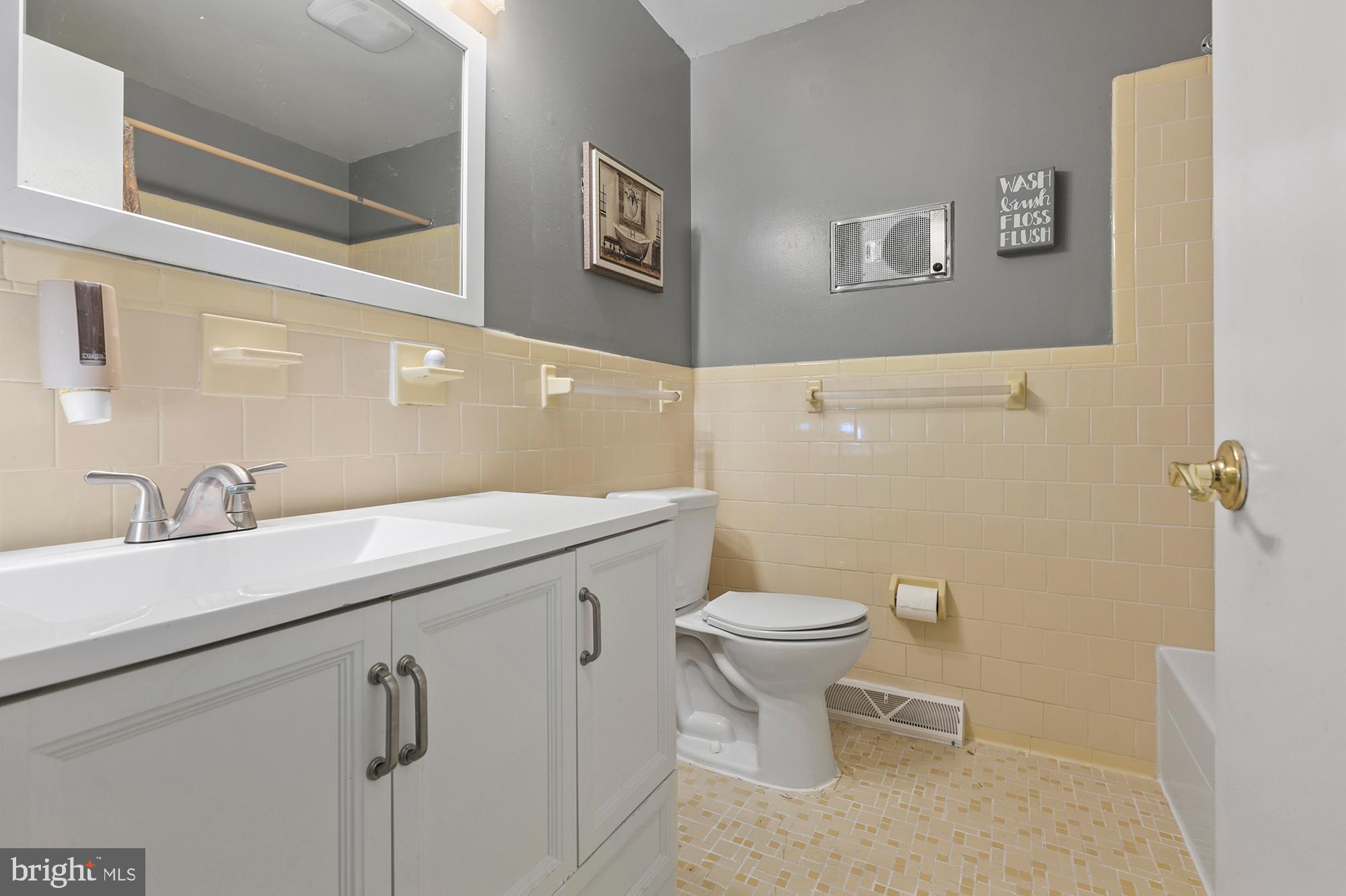 WOODCREST - Residential