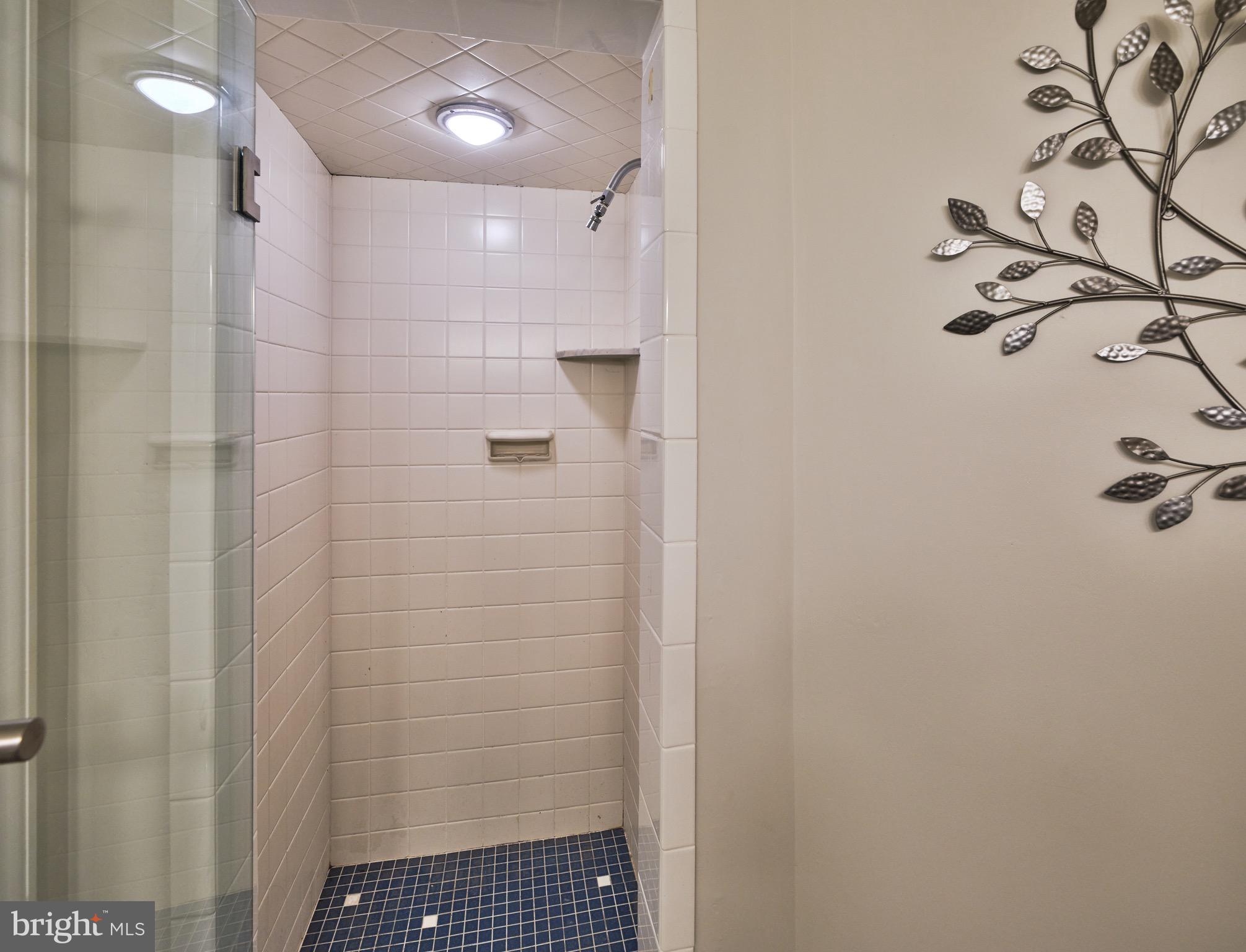 NON AVAILABLE - Residential