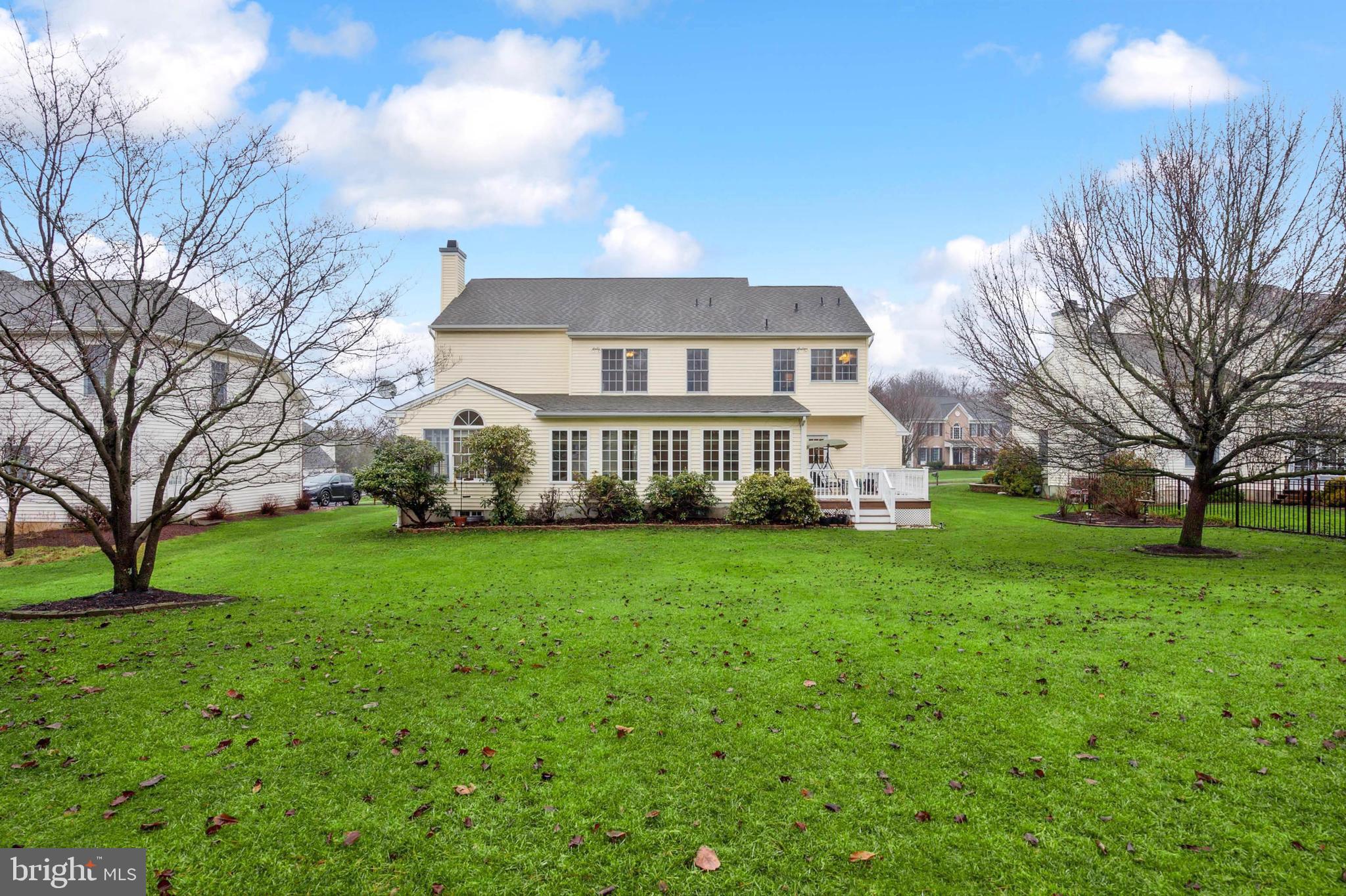 PHEASANT POINTE - Residential