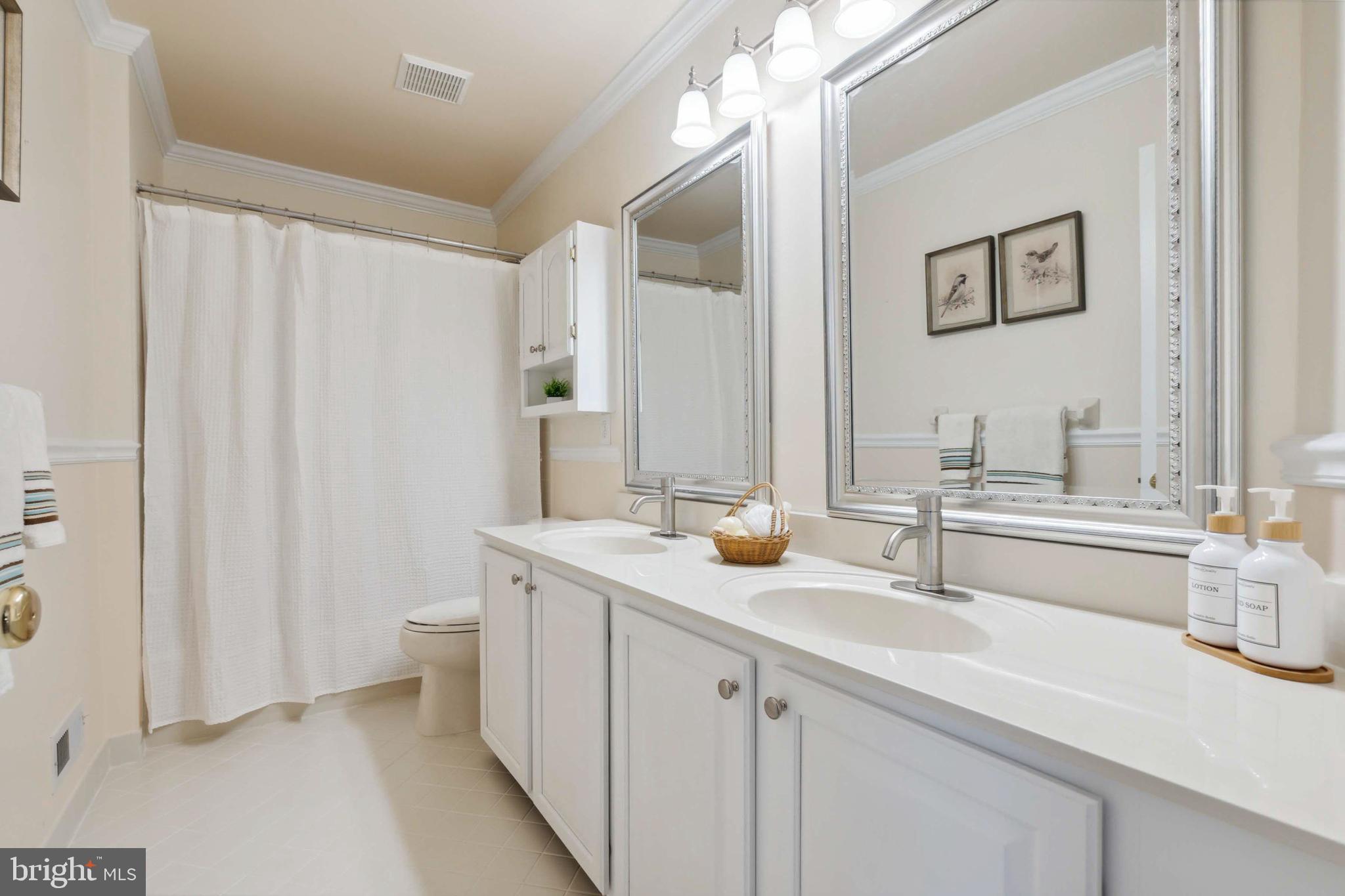 PHEASANT POINTE - Residential