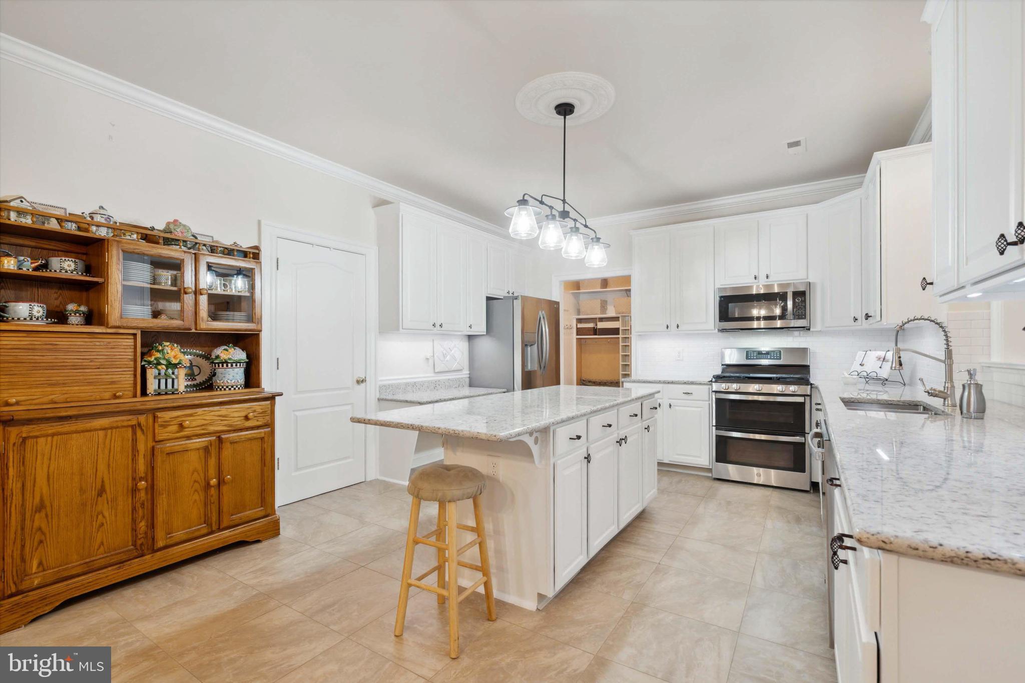 PHEASANT POINTE - Residential