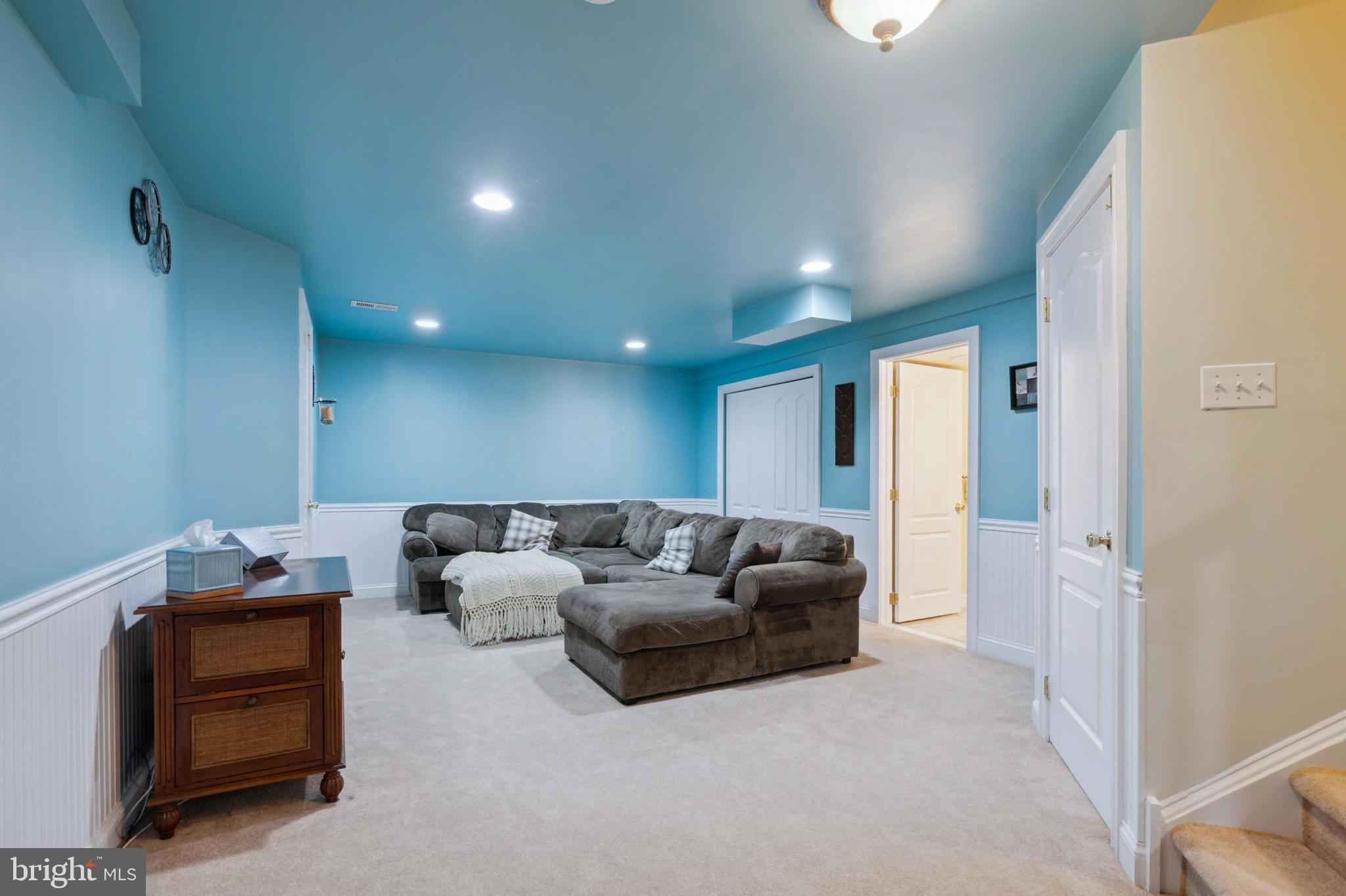 PHEASANT POINTE - Residential