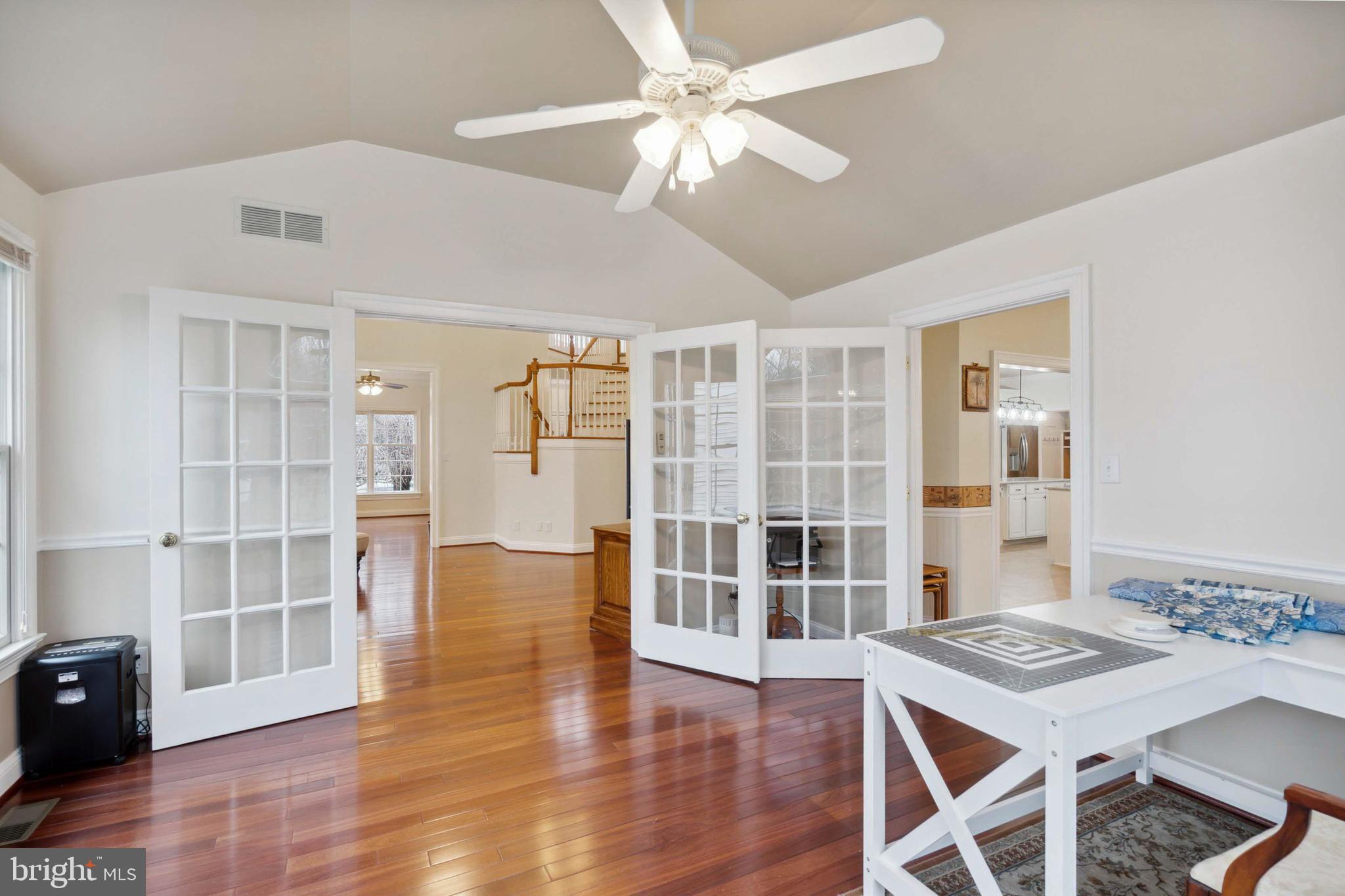 PHEASANT POINTE - Residential