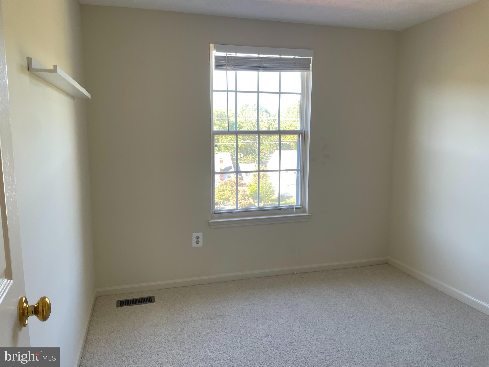 FERNSHIRE FARMS - Residential Lease