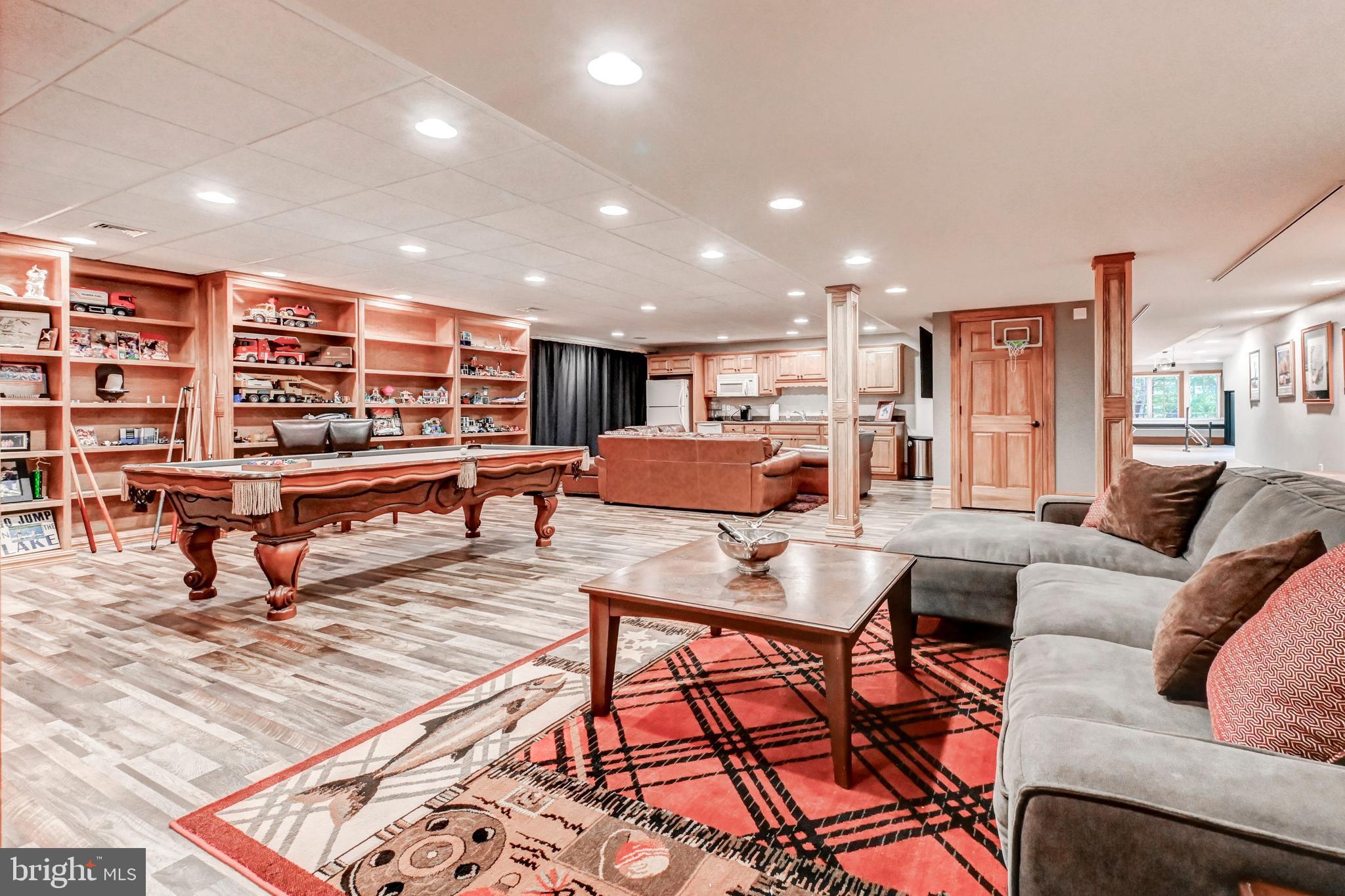 ESTATES OF FOREST HILLS - Residential