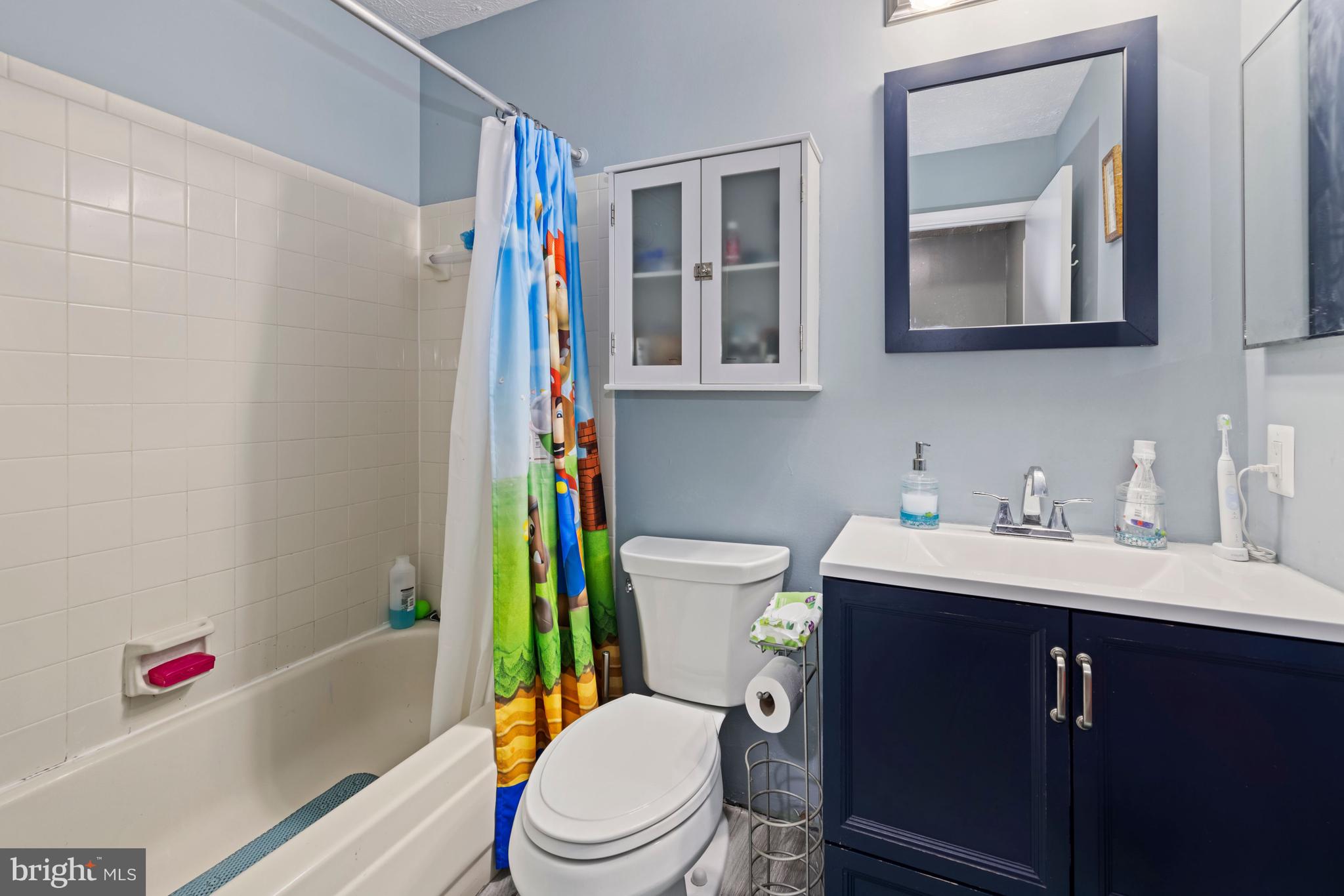 ROBIN MEADOWS - Residential