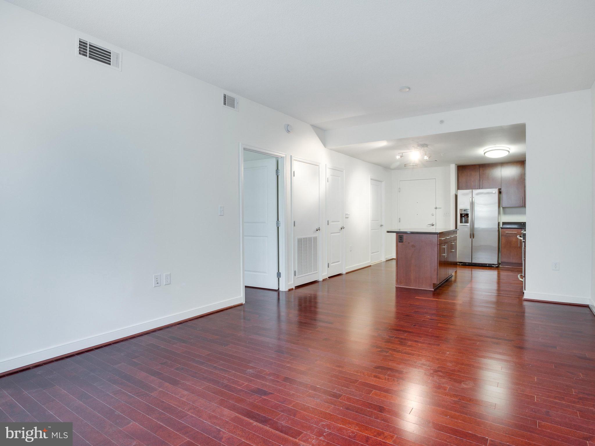 NATIONAL HARBOR - Residential