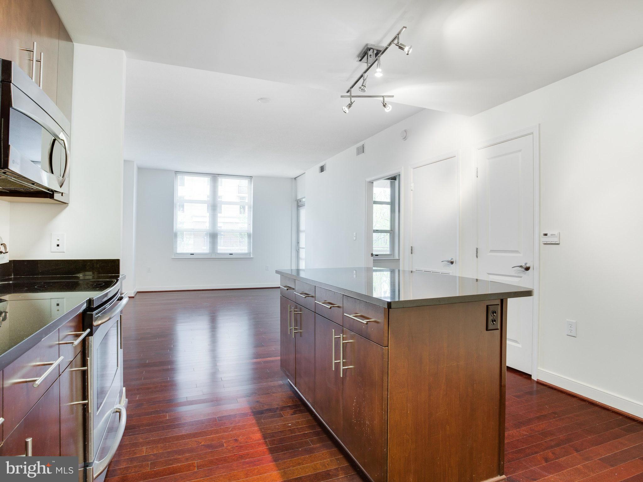 NATIONAL HARBOR - Residential