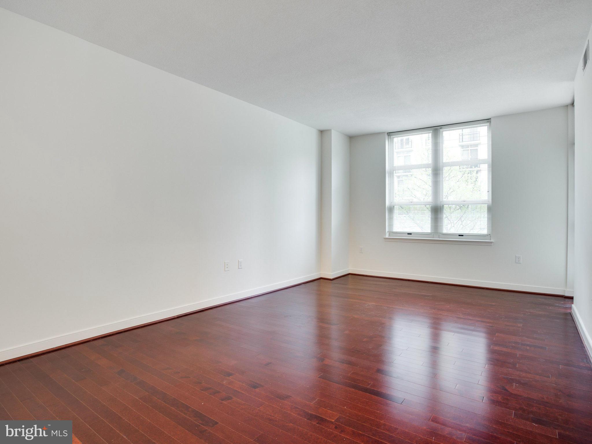 NATIONAL HARBOR - Residential