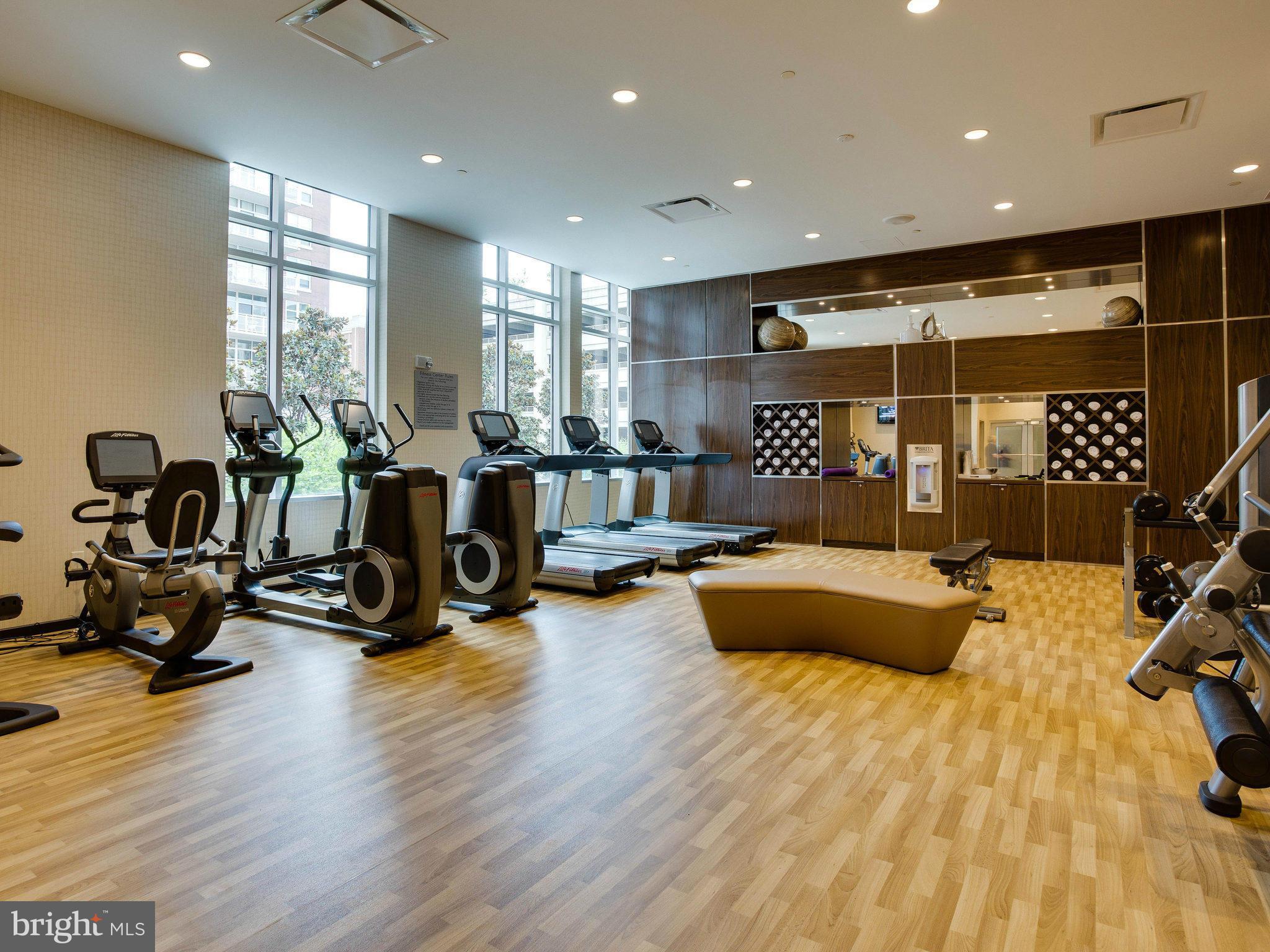 NATIONAL HARBOR - Residential