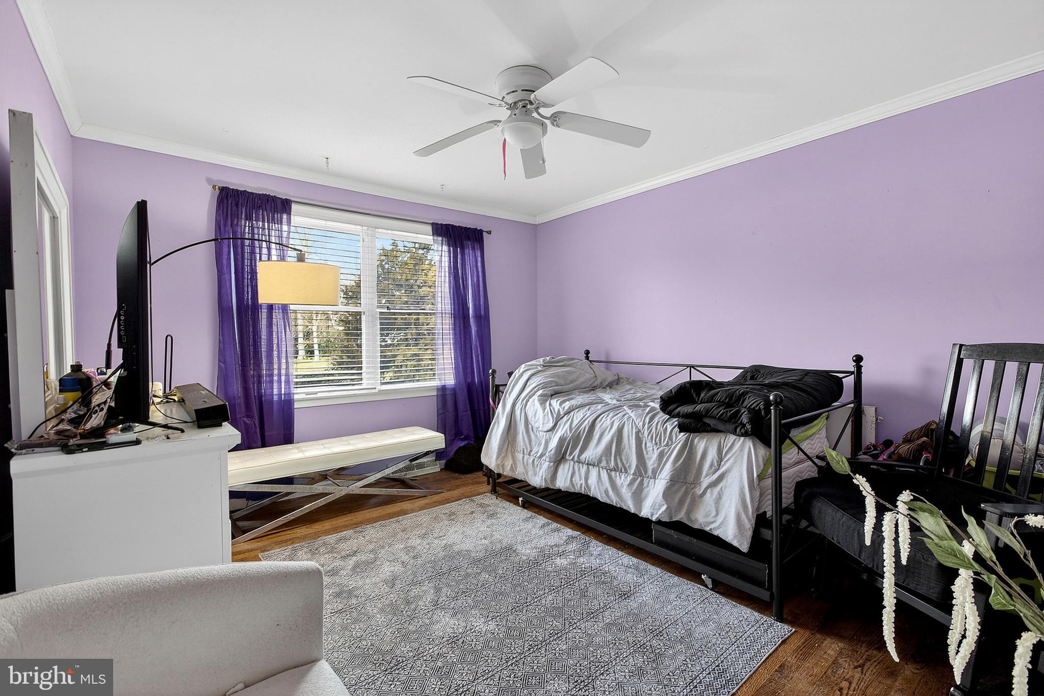 HICKORY WOODS - Residential